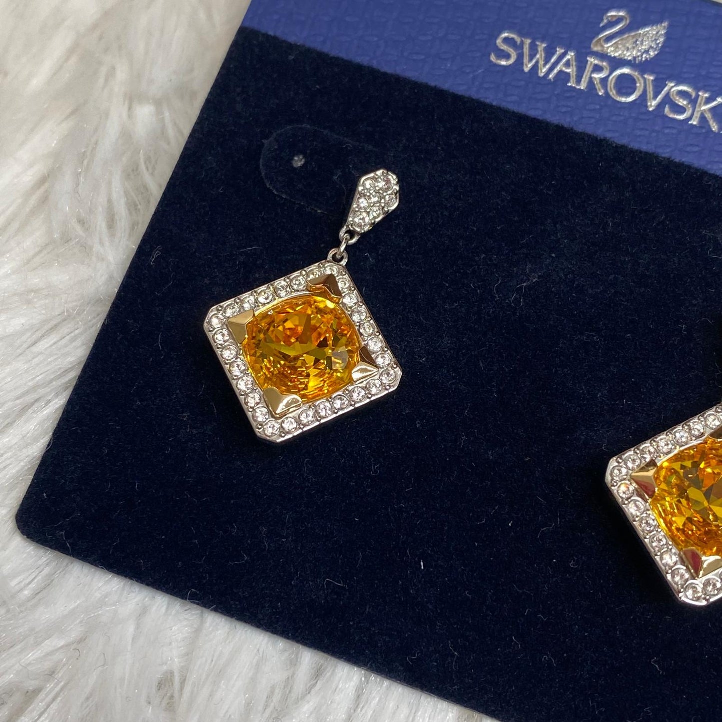 SWAROVSKI黃水晶耳針耳環