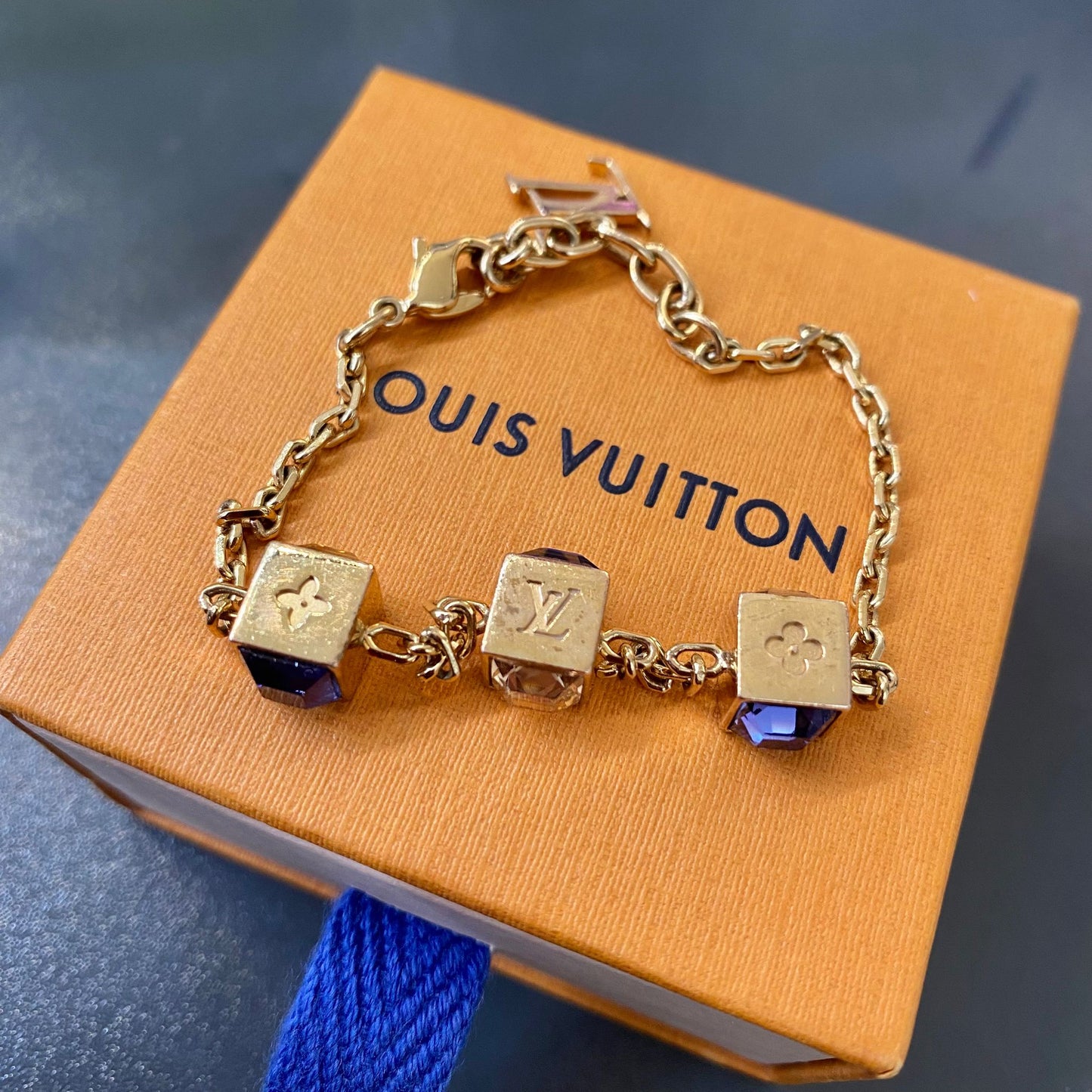 LV 骰仔手鏈 有盒