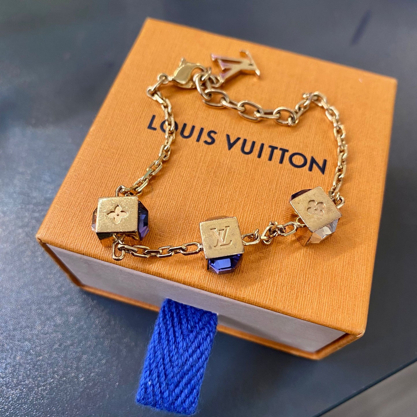 LV 骰仔手鏈 有盒