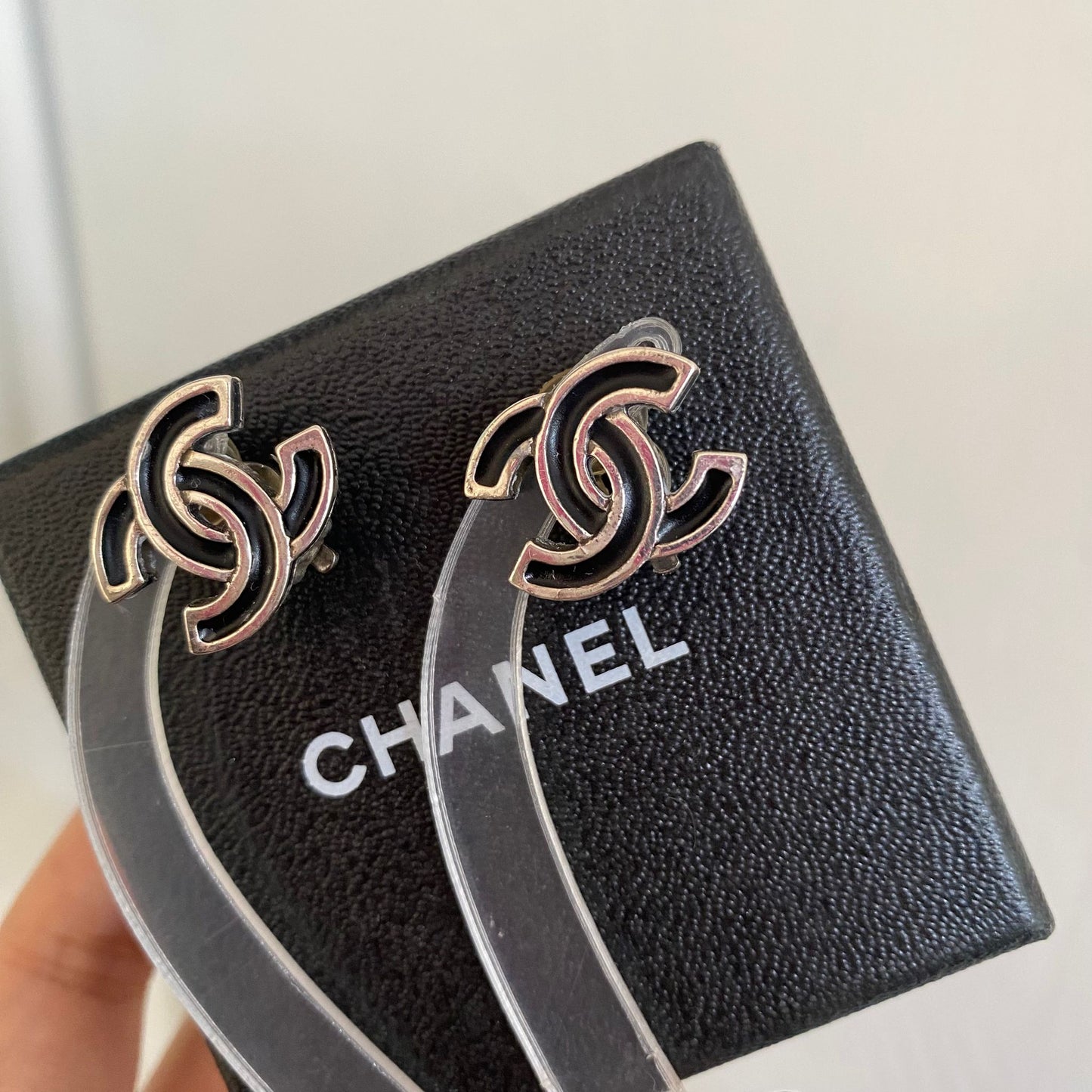 CHANEL 耳夾 有盒 有刻印