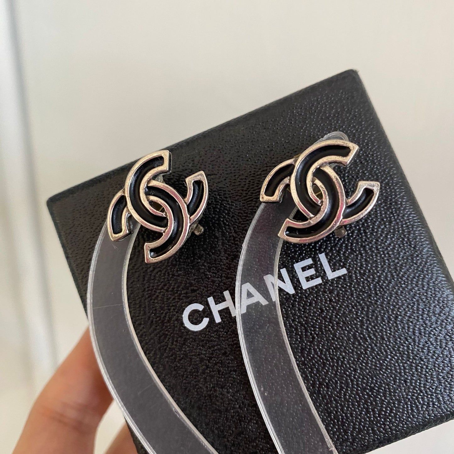 CHANEL 耳夾 有盒 有刻印