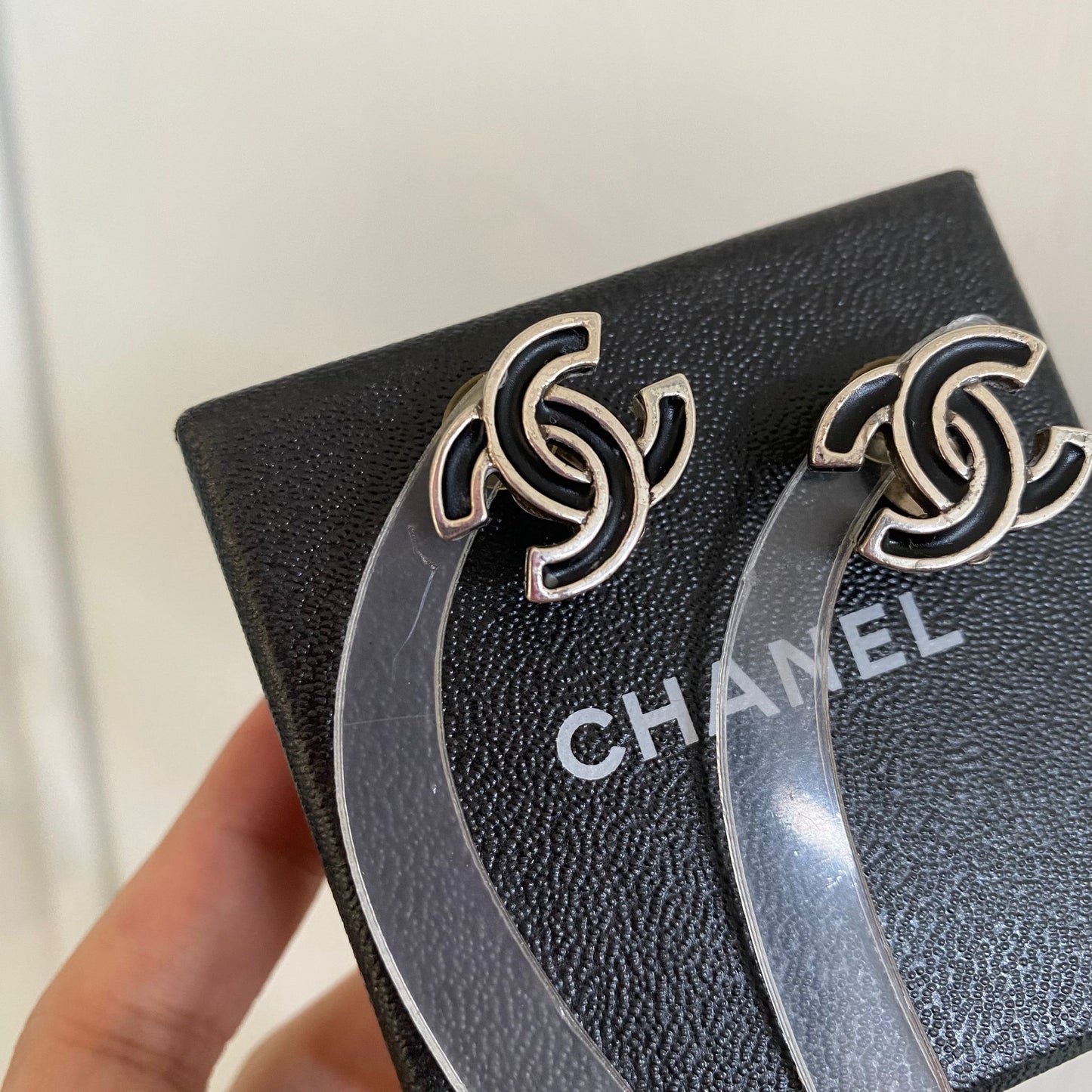 CHANEL 耳夾 有盒 有刻印