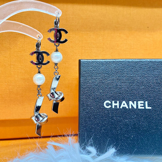 CHANEL 耳針耳環 有盒 有刻印