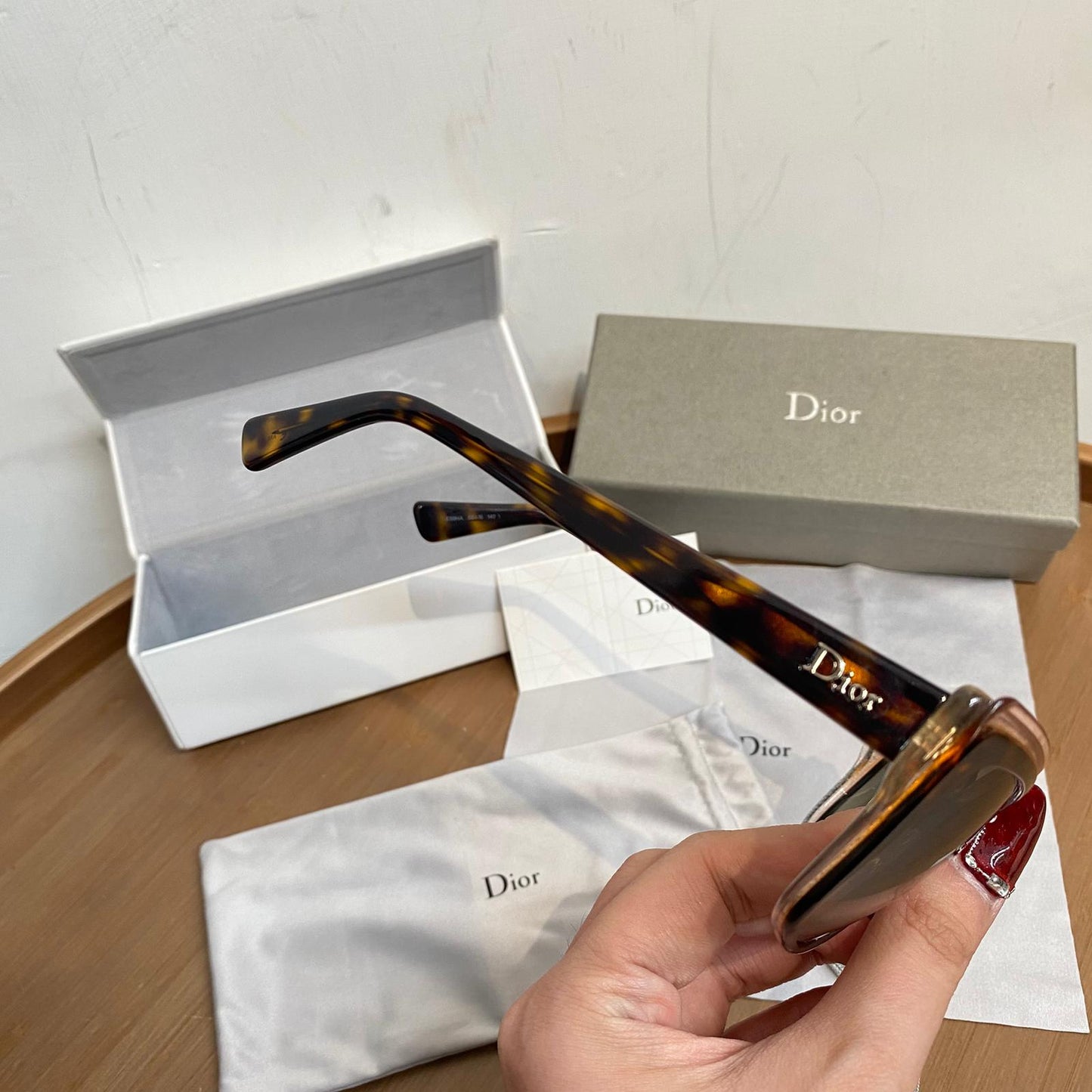 DIOR太陽眼鏡