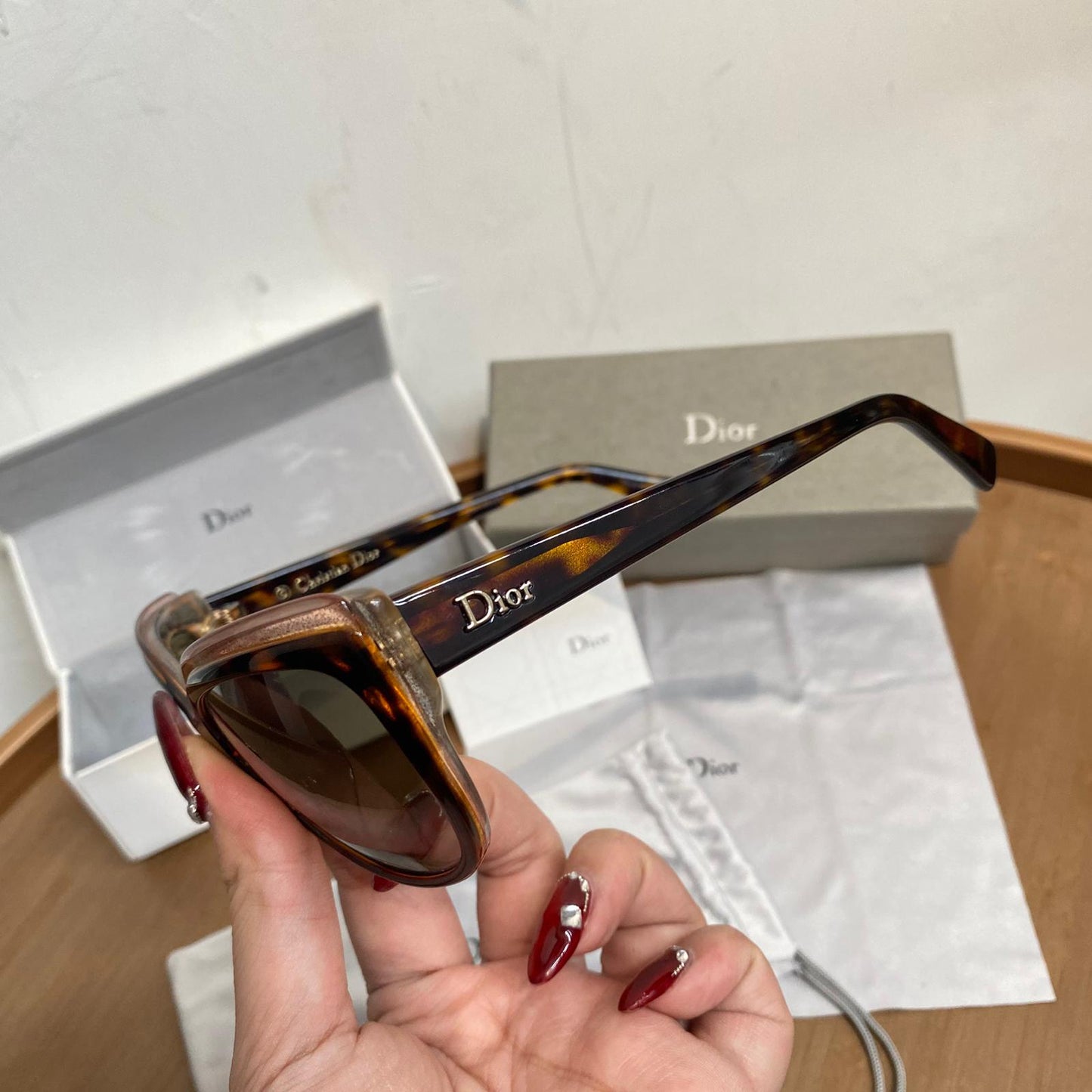 DIOR太陽眼鏡