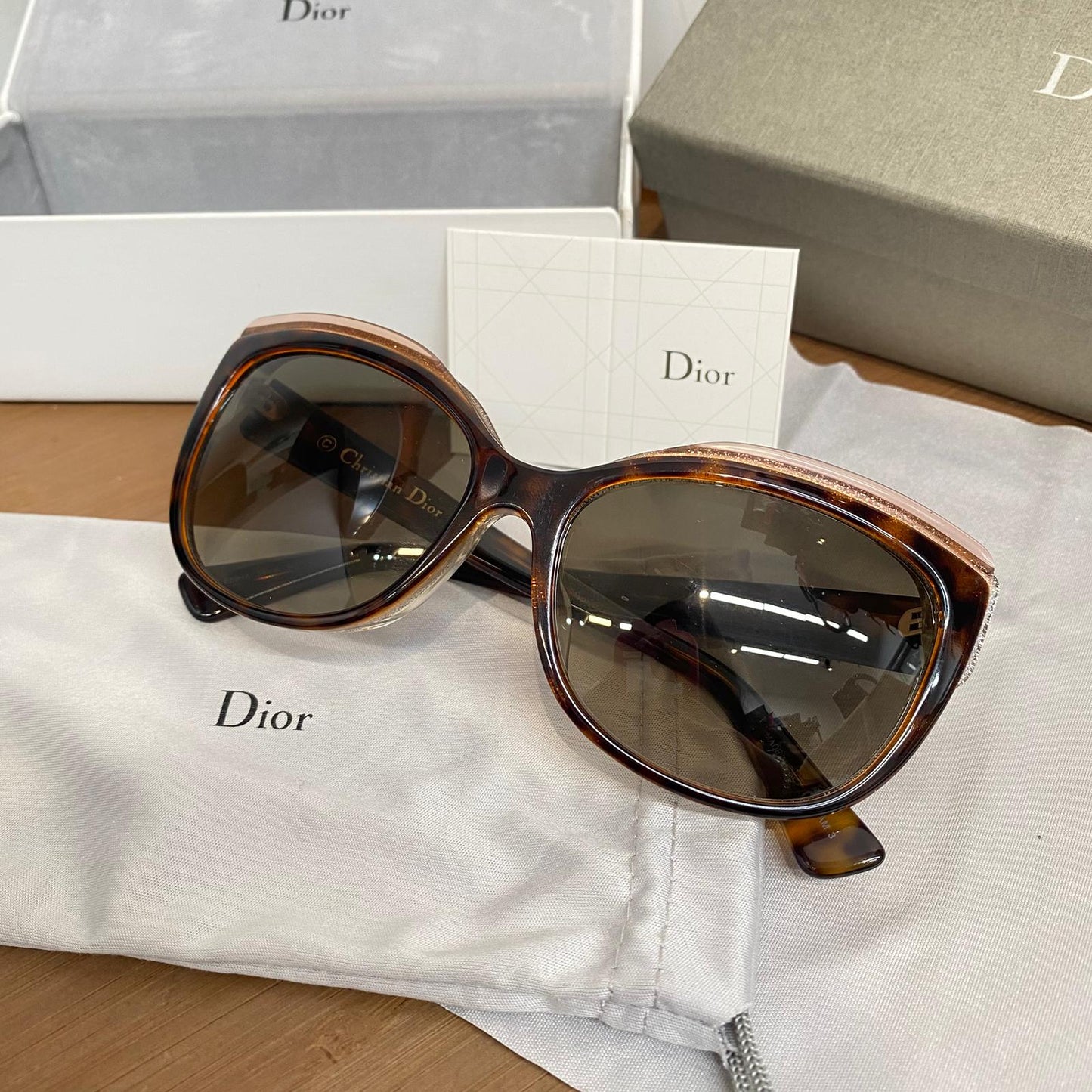 DIOR太陽眼鏡
