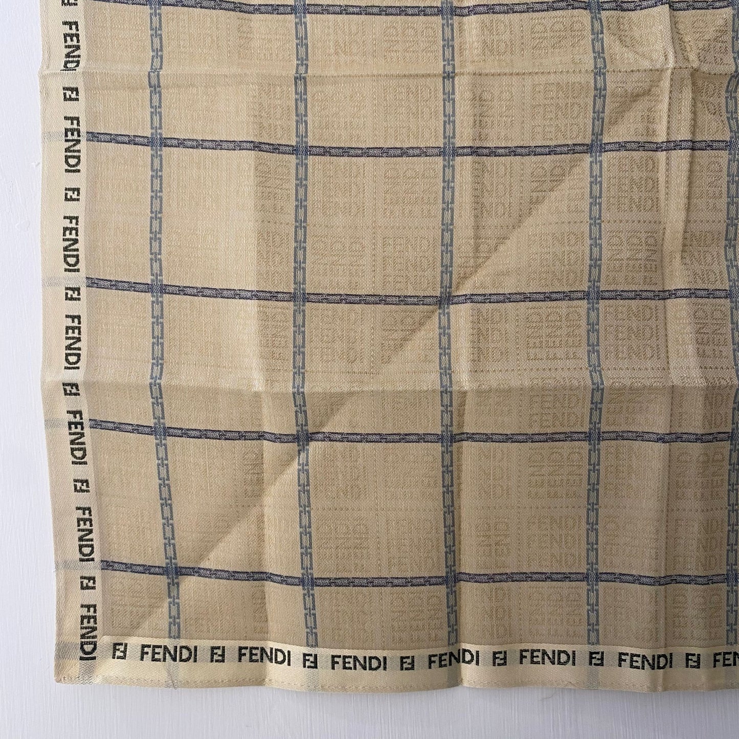 Fendi方巾