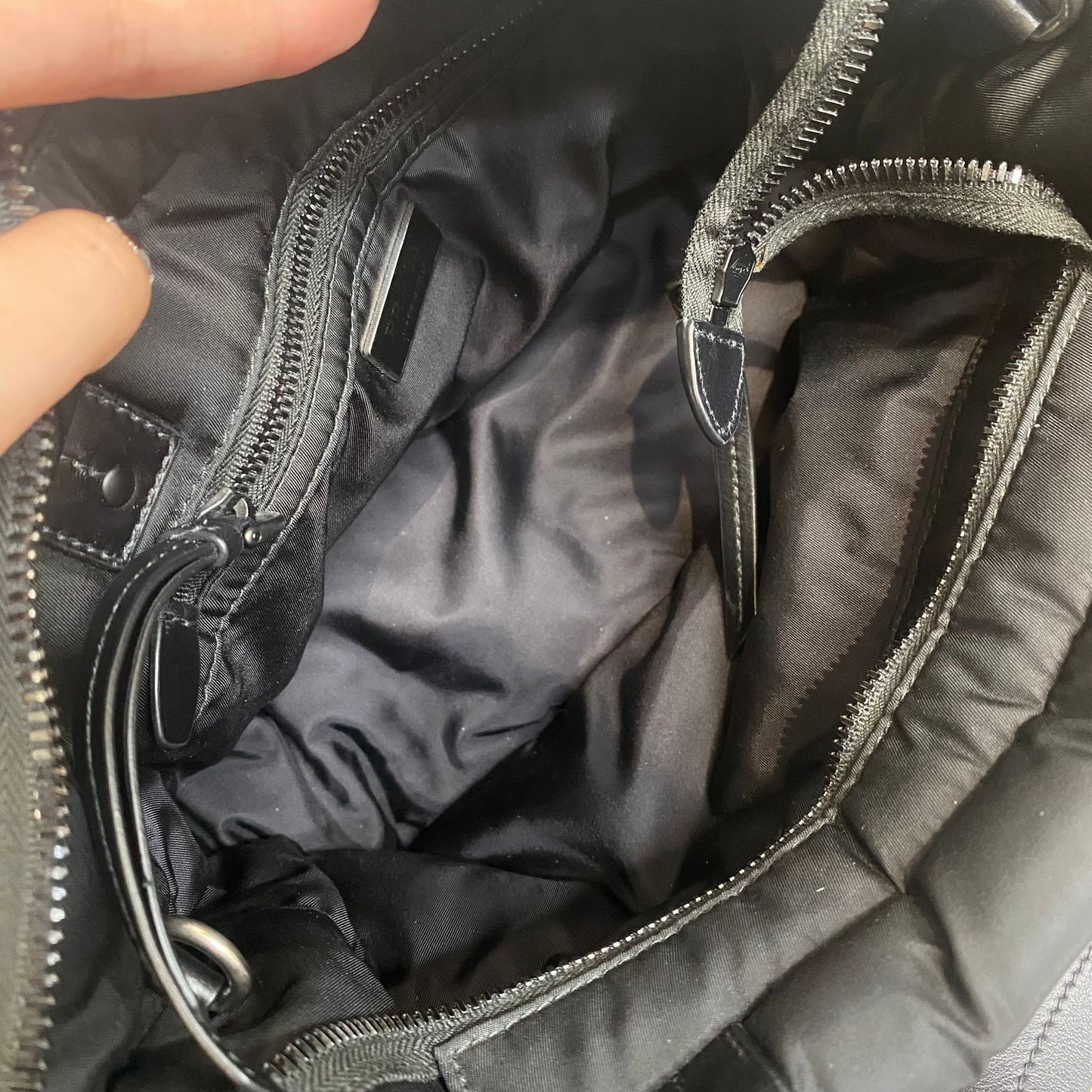 PRADA手挽袋 有卡有塵袋