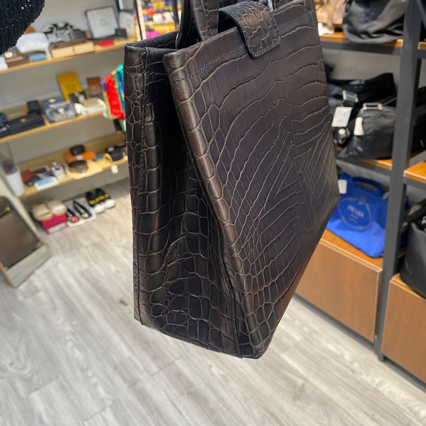 Ferragamo 鱷魚皮壓紋袋
