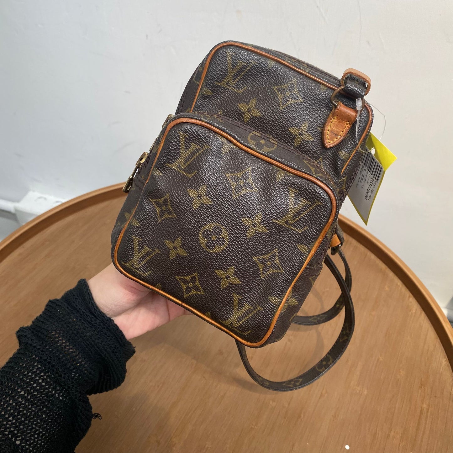 LV Amazon 細日字袋 M45236