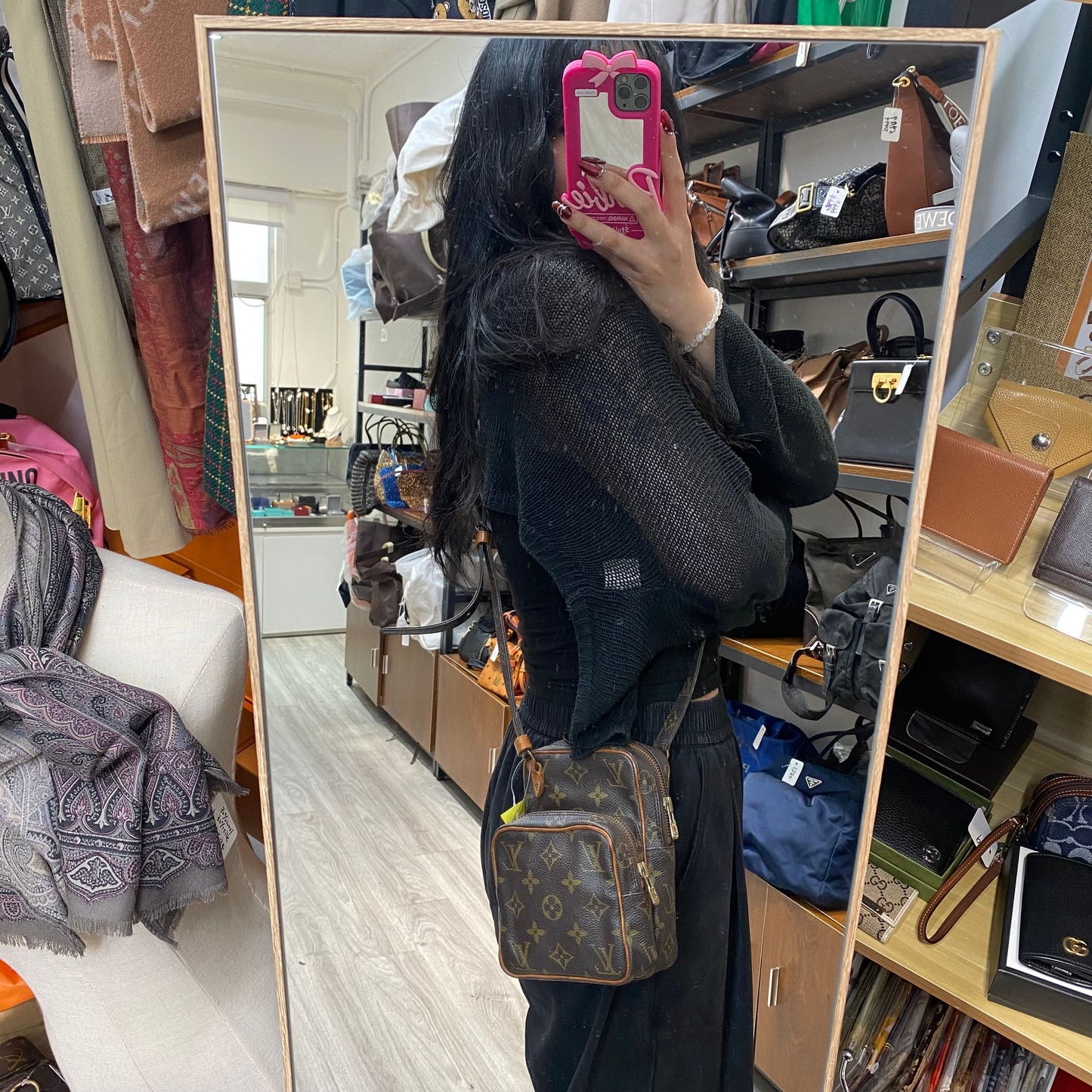 LV Amazon 細日字袋 M45236