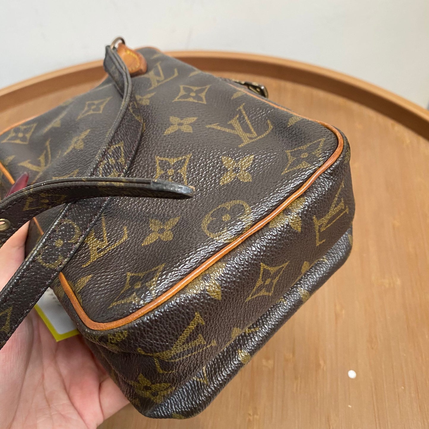LV Amazon 細日字袋 M45236