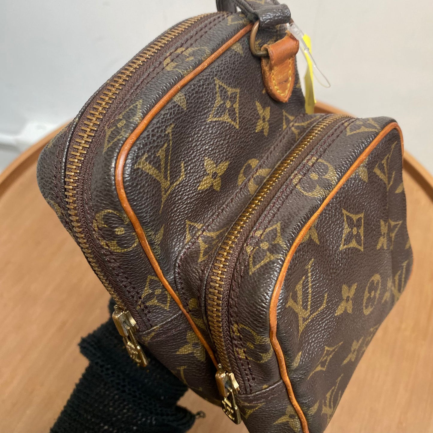LV Amazon 細日字袋 M45236