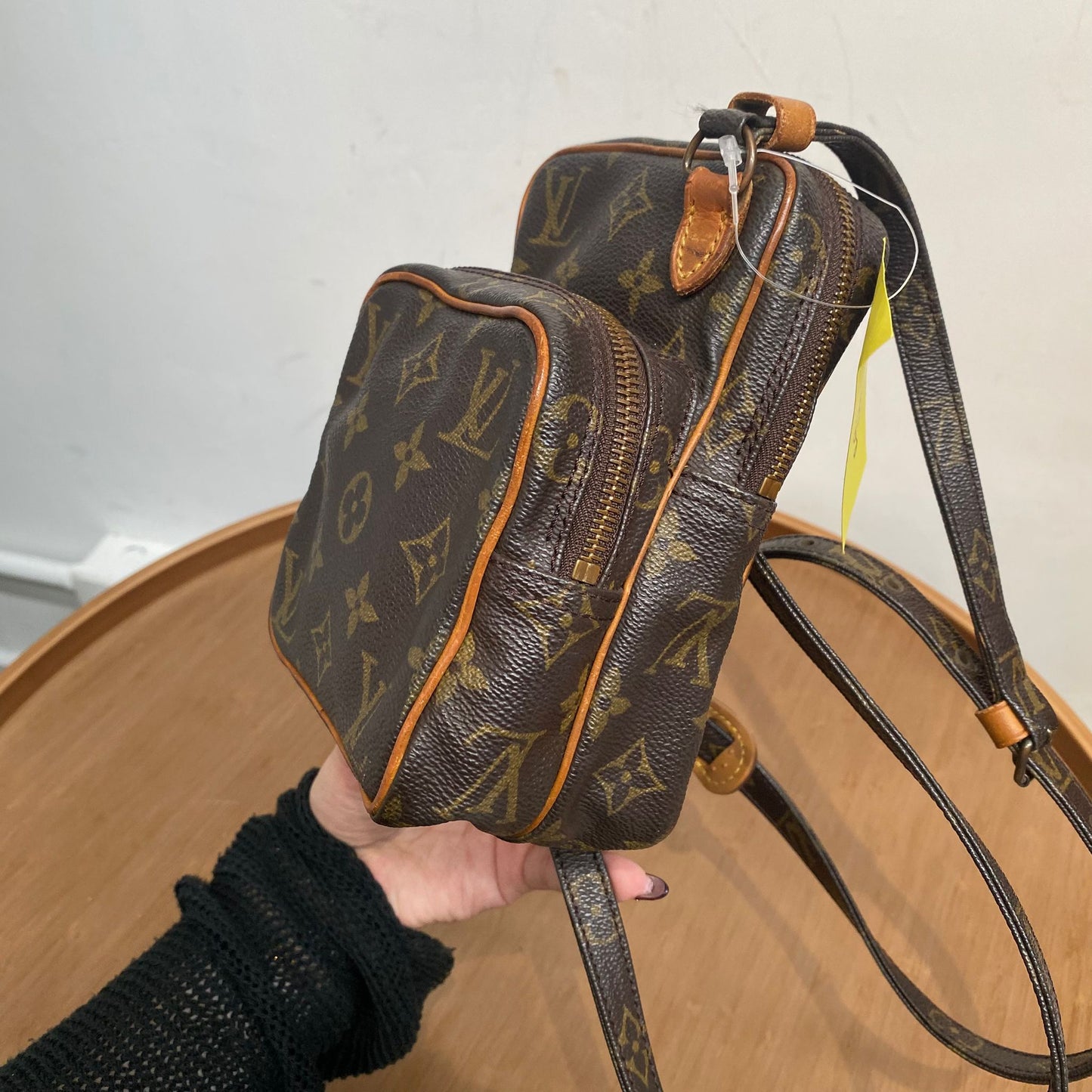 LV Amazon 細日字袋 M45236