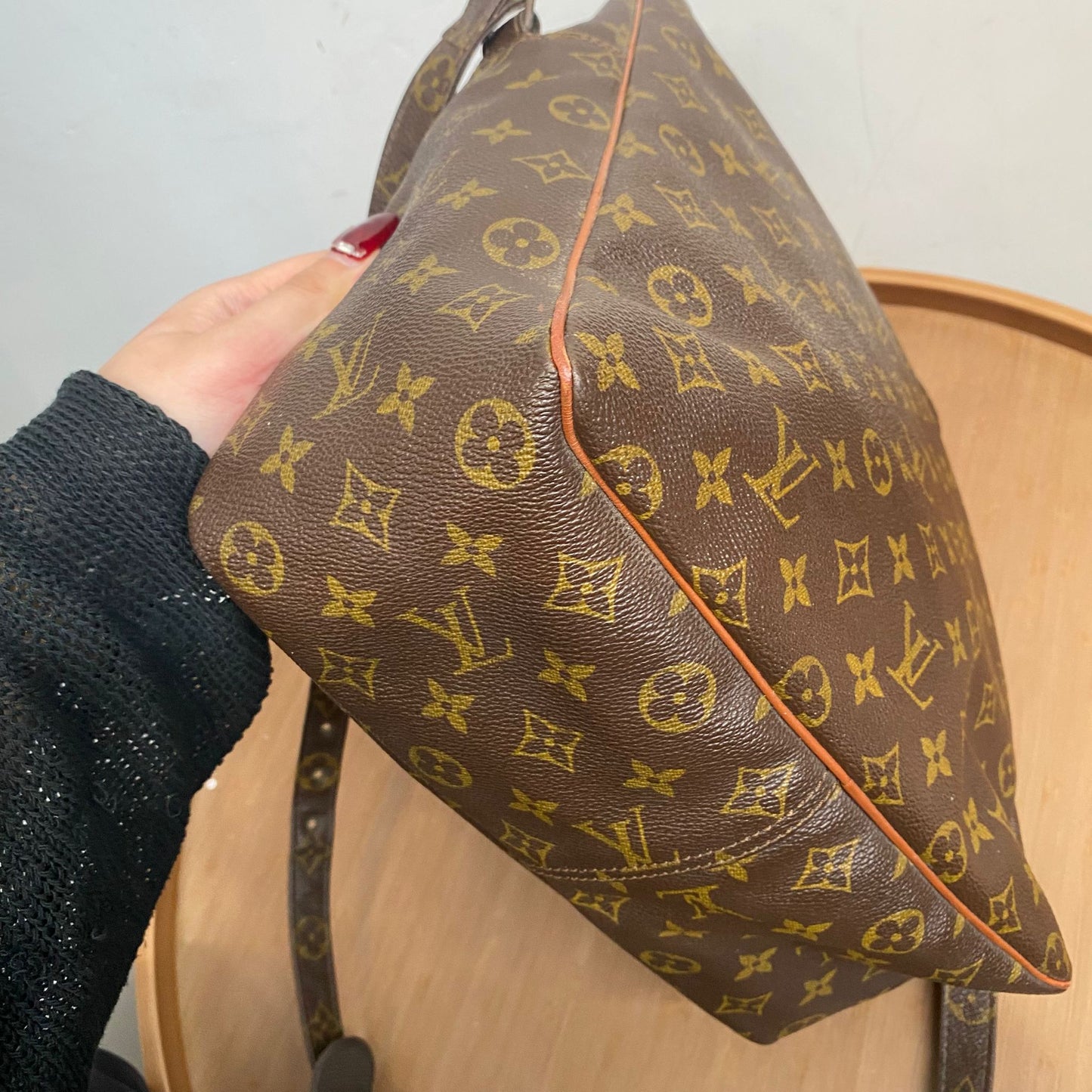 LV 老花斜孭袋