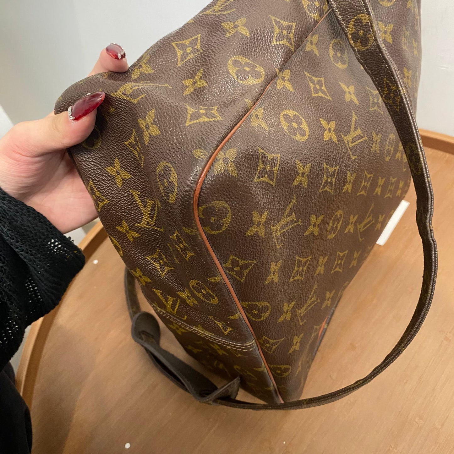 LV 老花斜孭袋