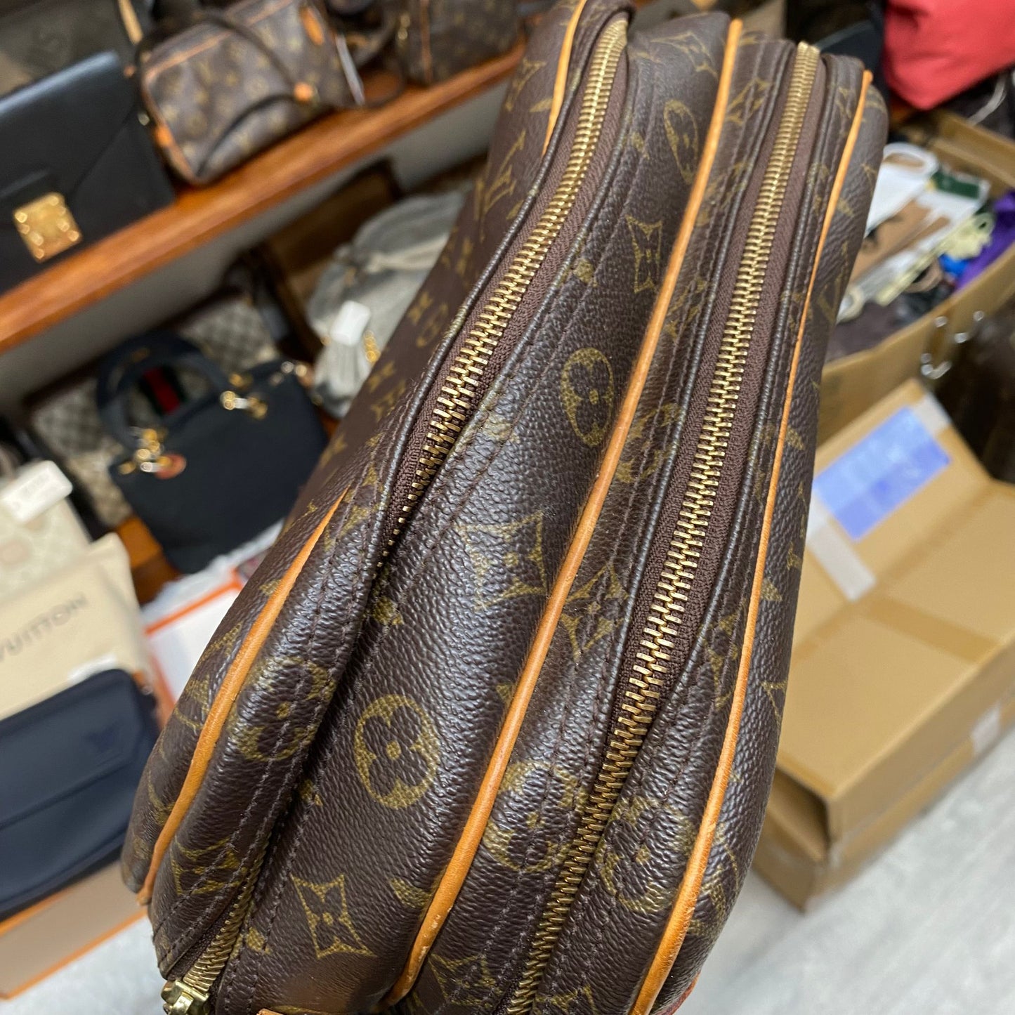 LV 記者袋