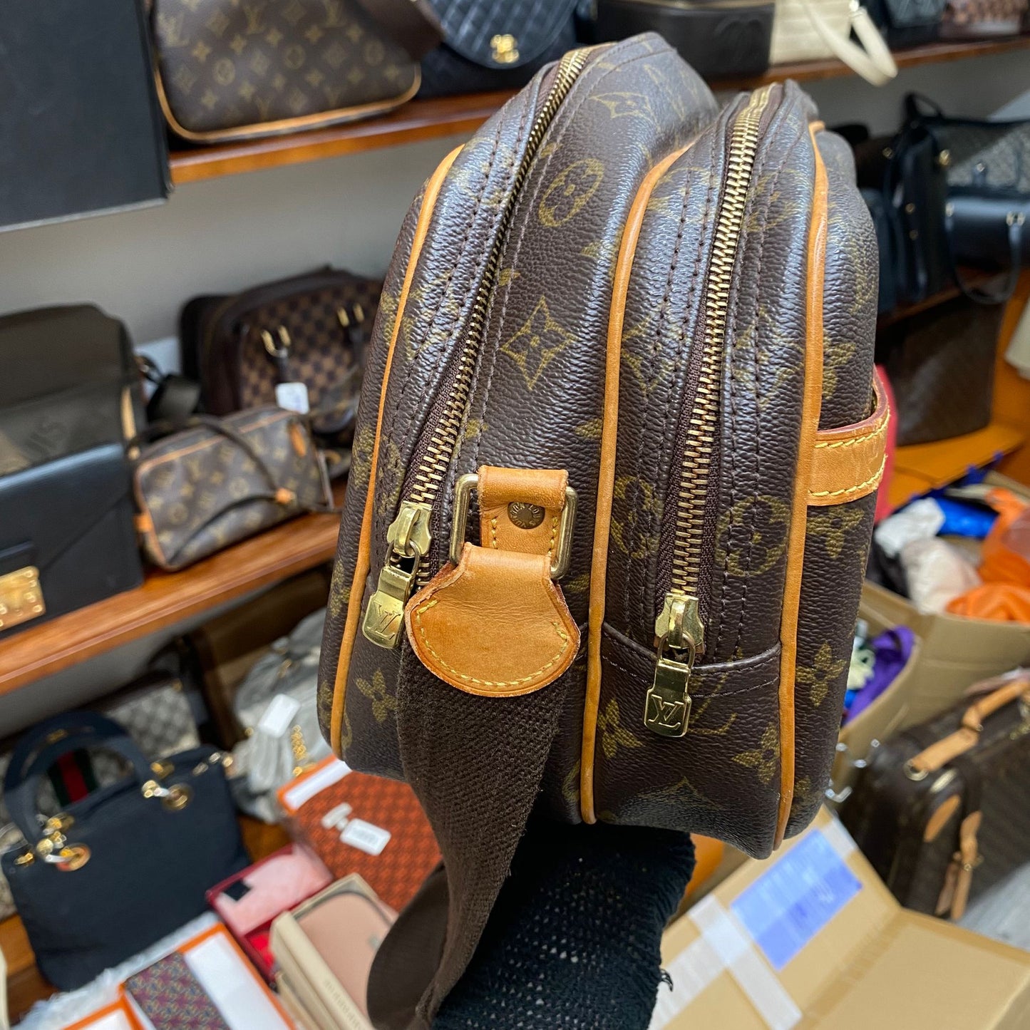 LV 記者袋