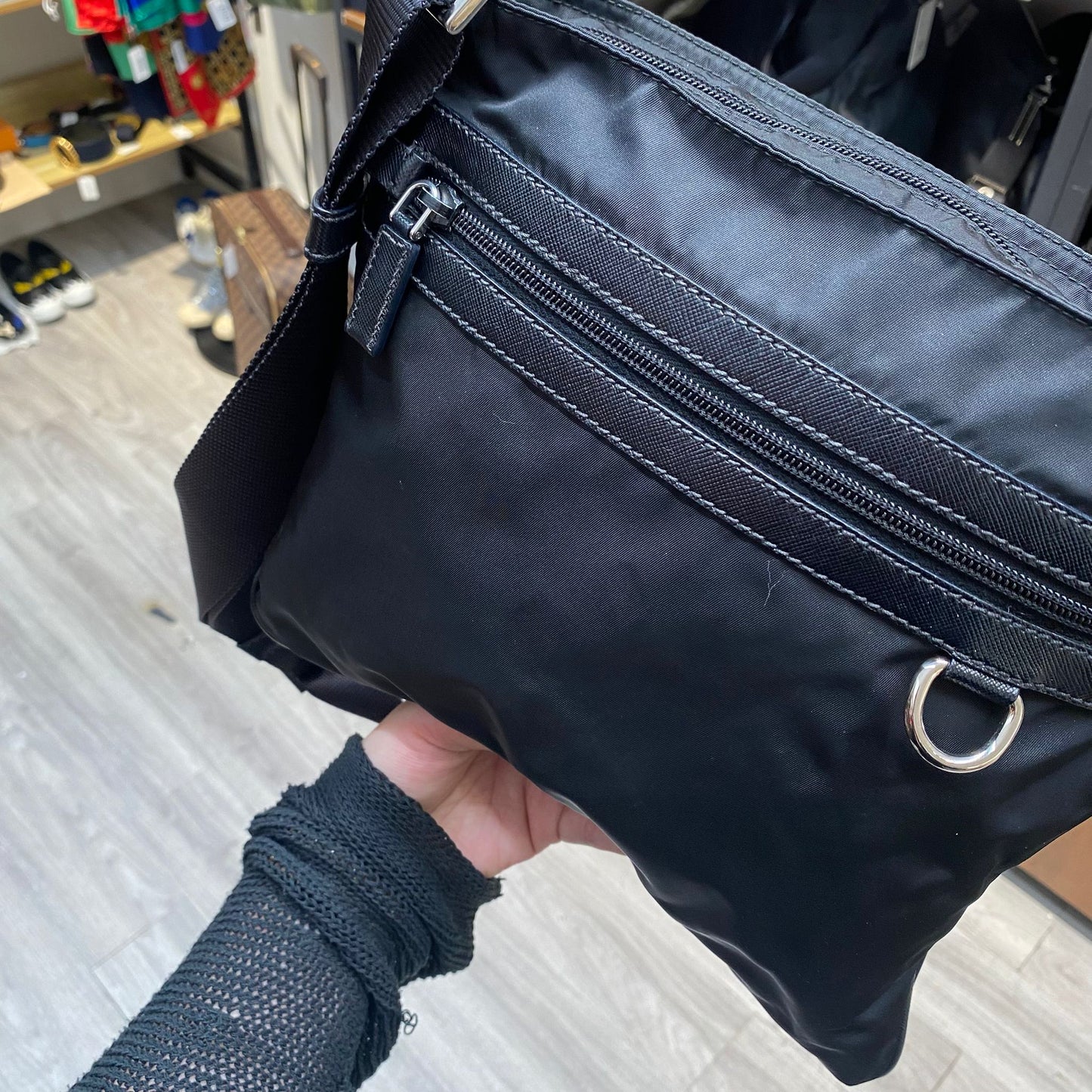 PRADA 黑色斜孭袋