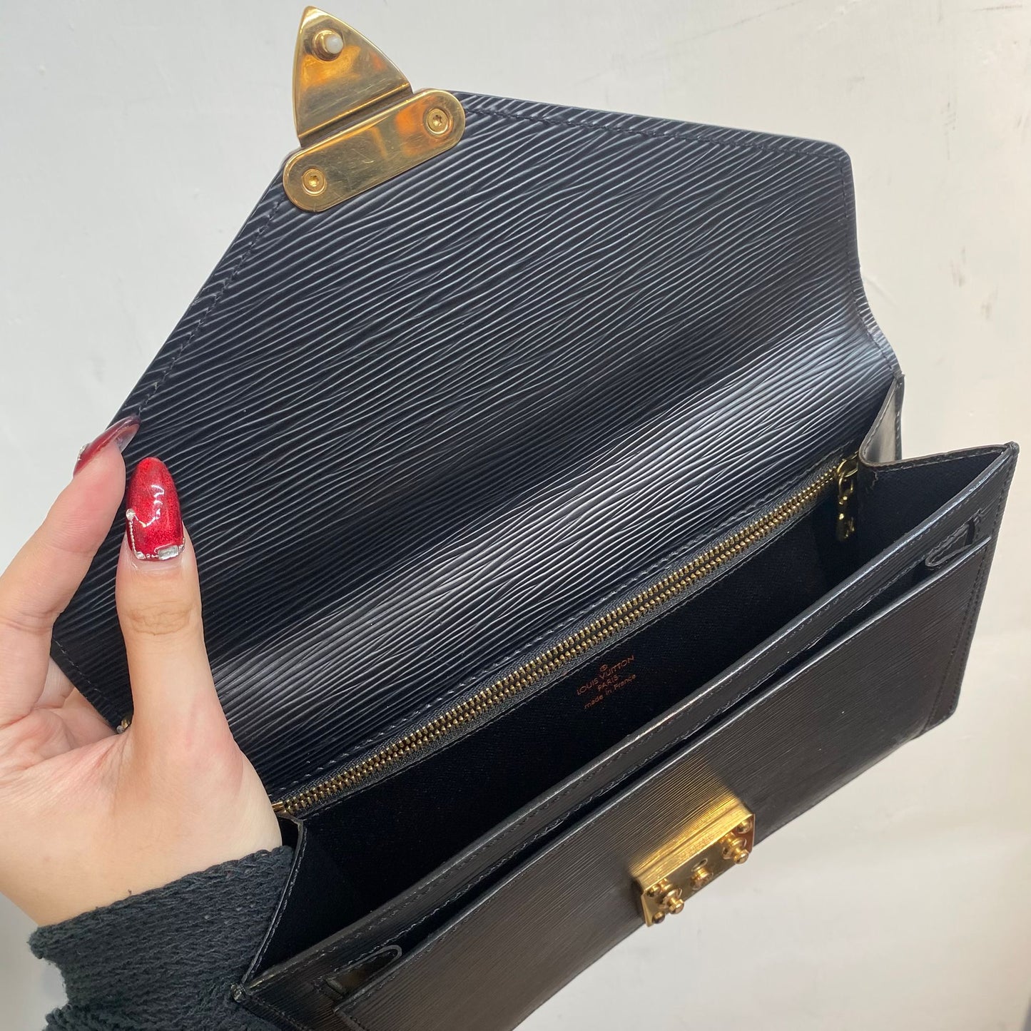 LV 信封袋