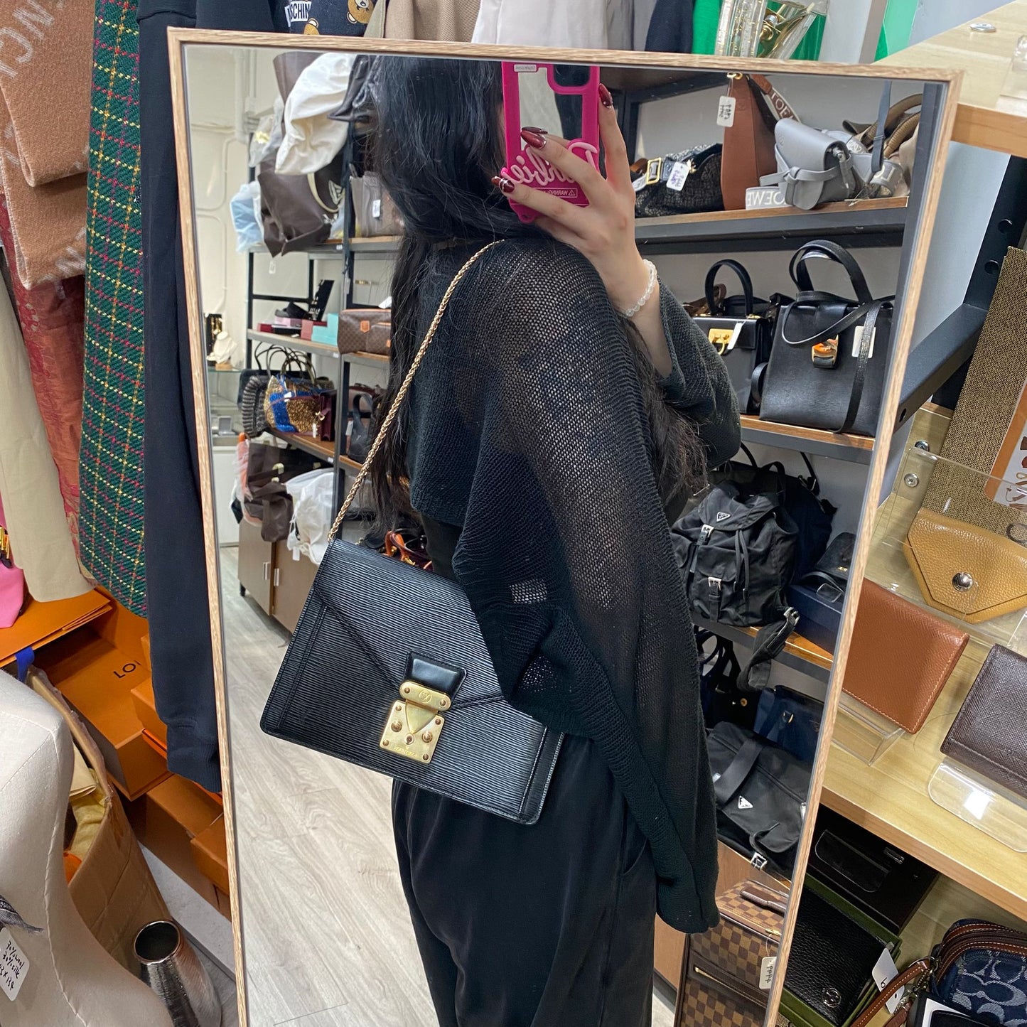 LV 信封袋