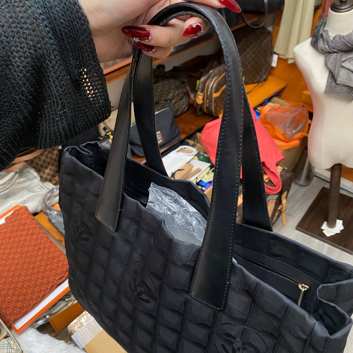 Chanel 冰格 Tote 有貼