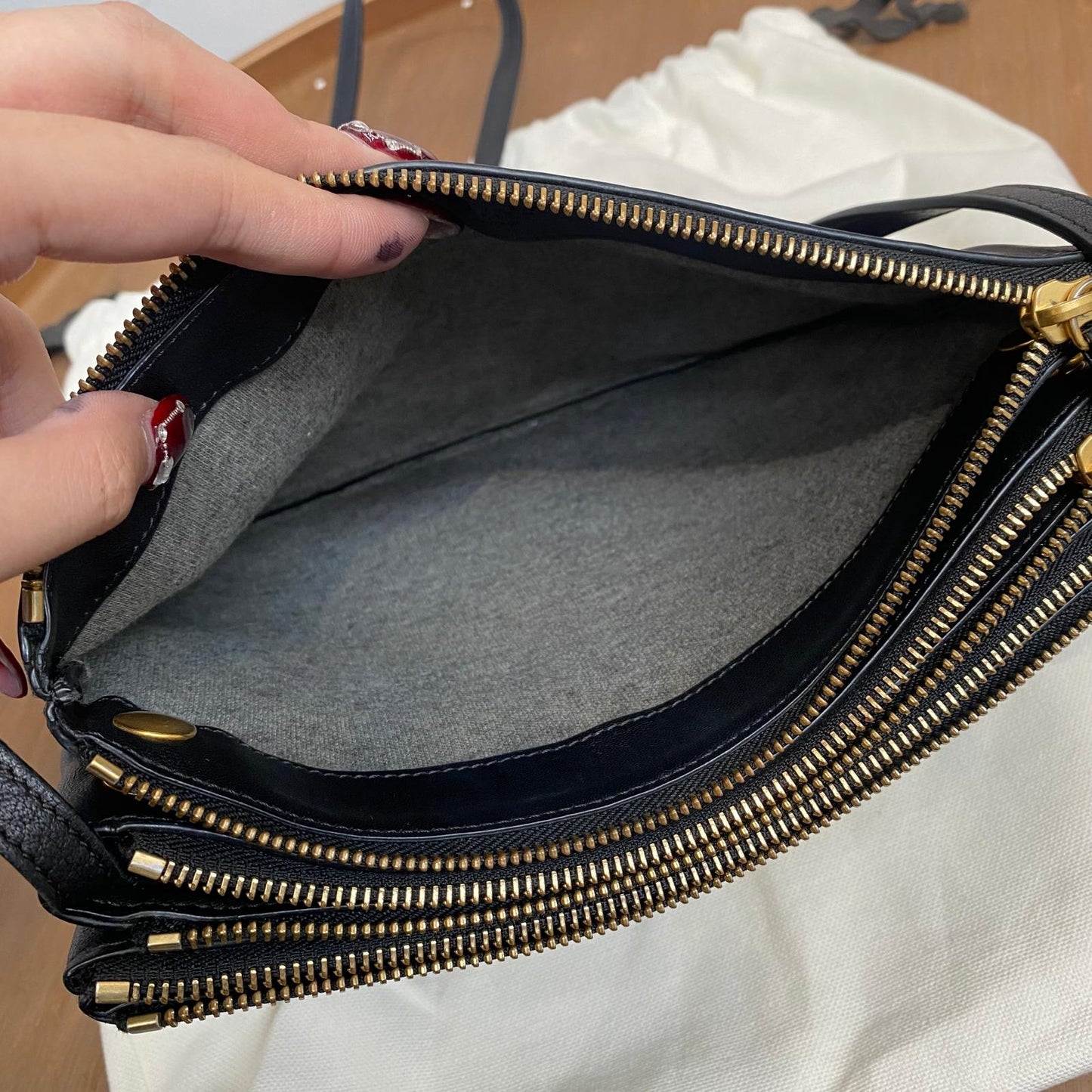 Celine Trio 斜孭袋 有塵袋