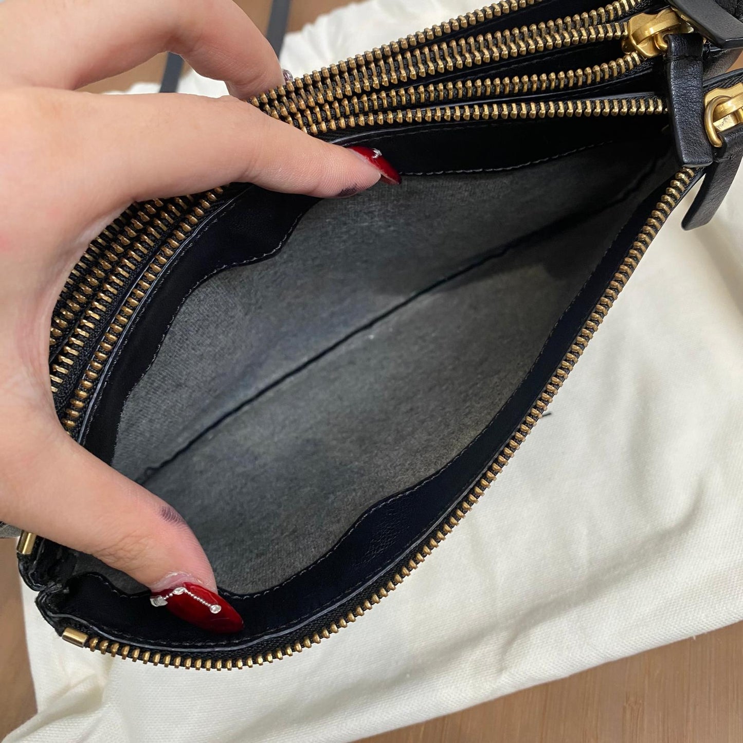 Celine Trio 斜孭袋 有塵袋
