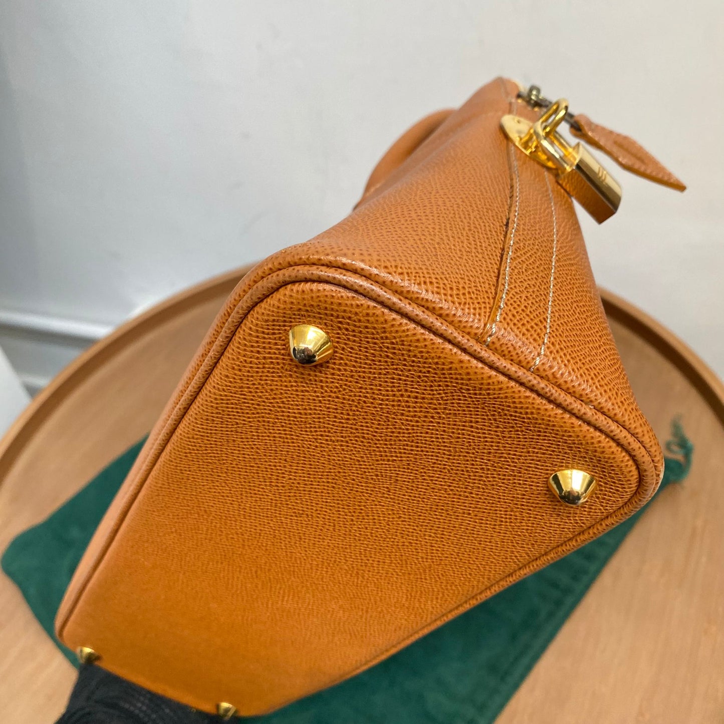 HIGH-CLASS Bolide啡色 有塵袋