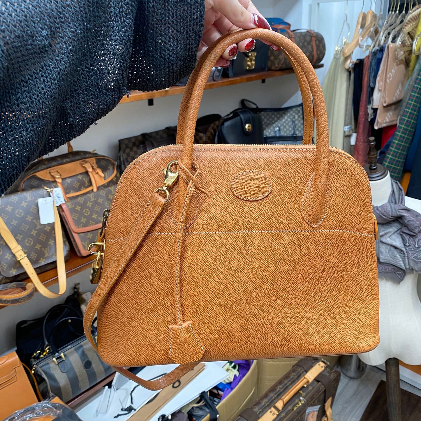 HIGH-CLASS Bolide啡色 有塵袋