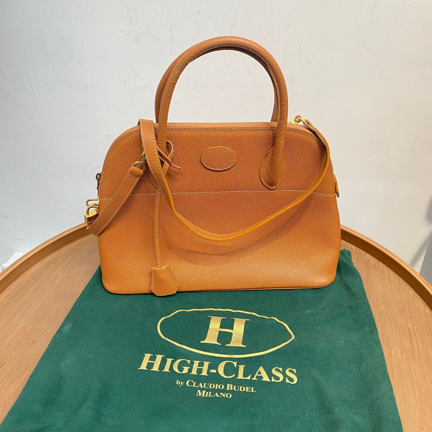 HIGH-CLASS Bolide啡色 有塵袋