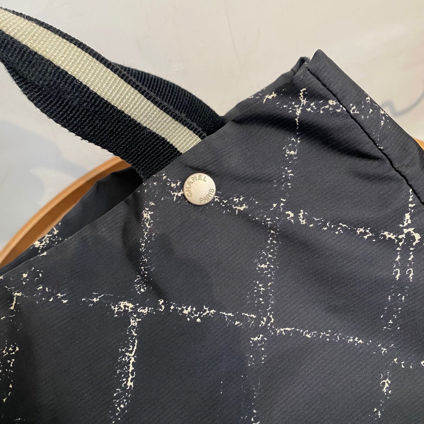 CHANEL Tote 黑白菱格 有貼