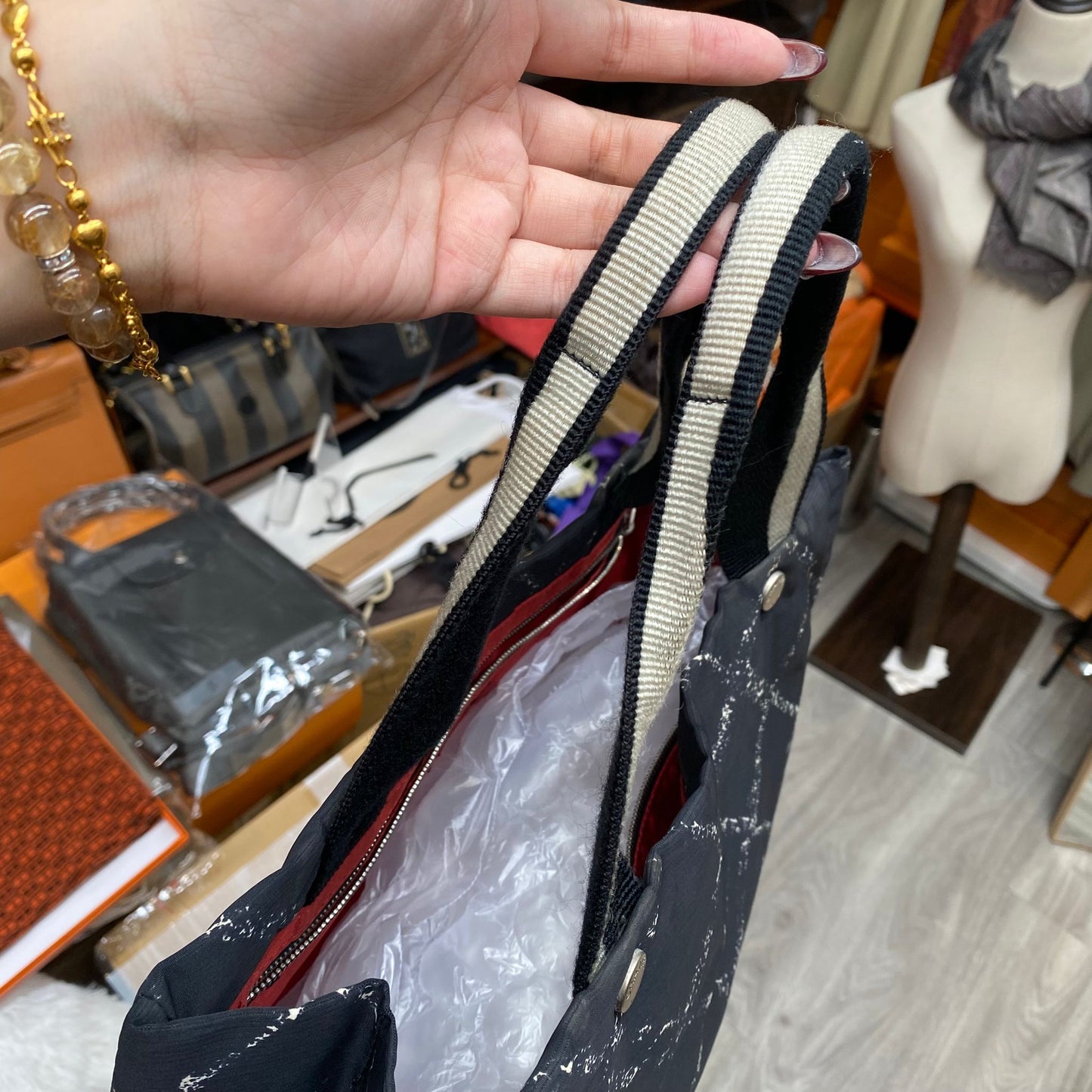 CHANEL Tote 黑白菱格 有貼