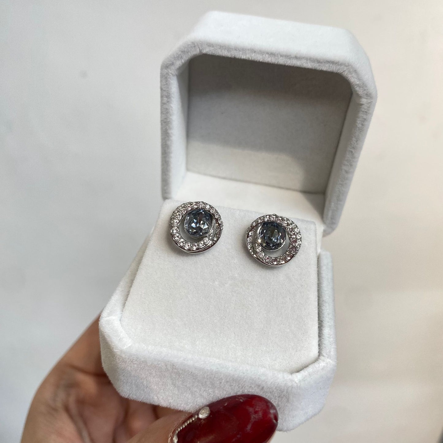 SWAROVSKI 水滴鑽耳針耳環