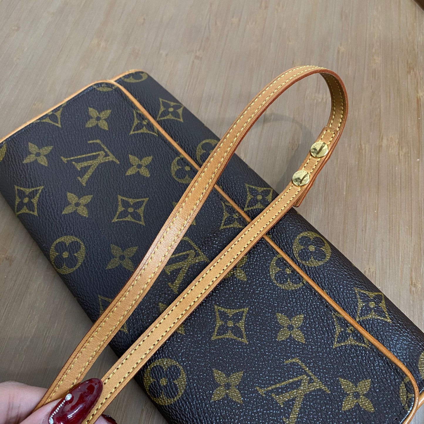LV斜孭袋