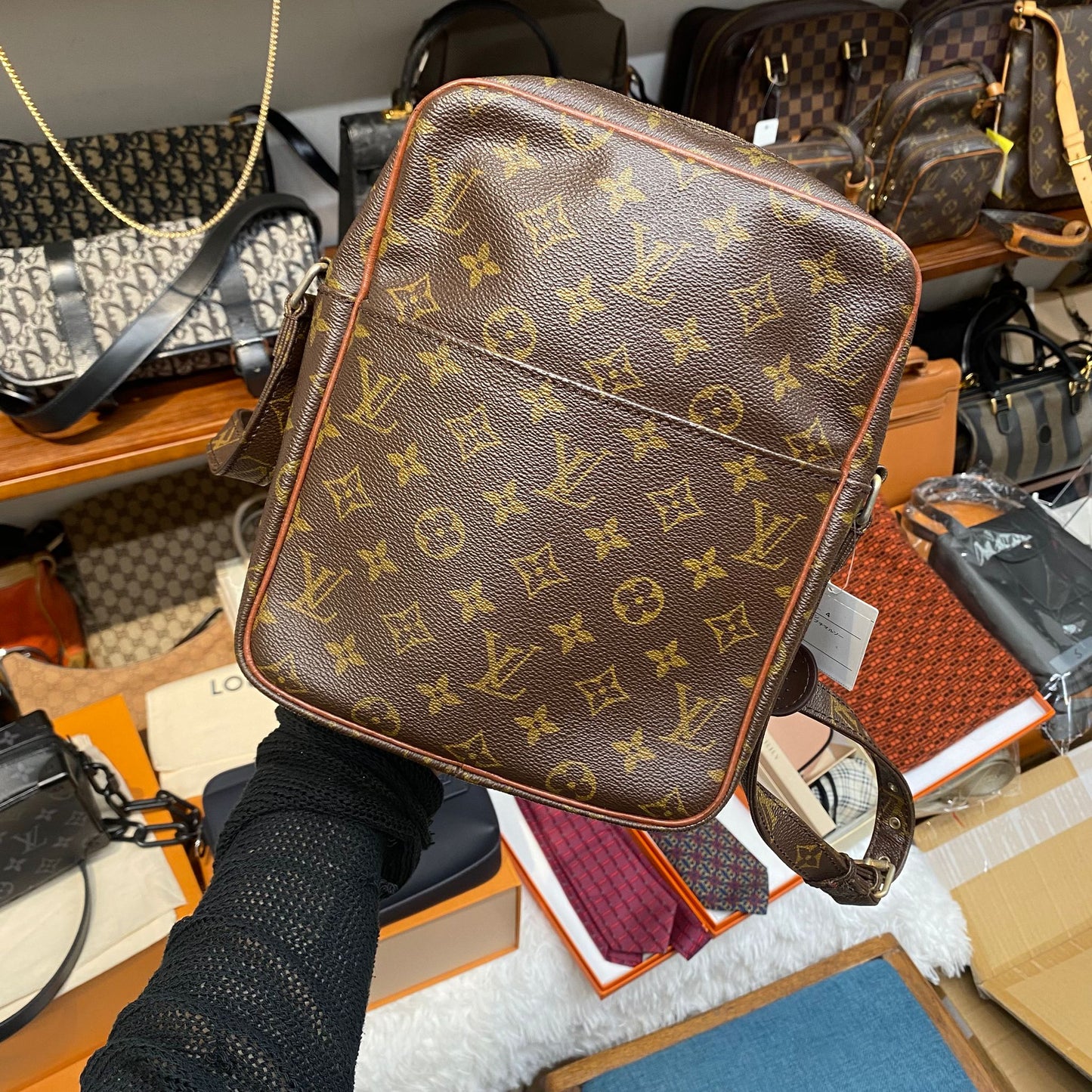 LV 斜孭袋