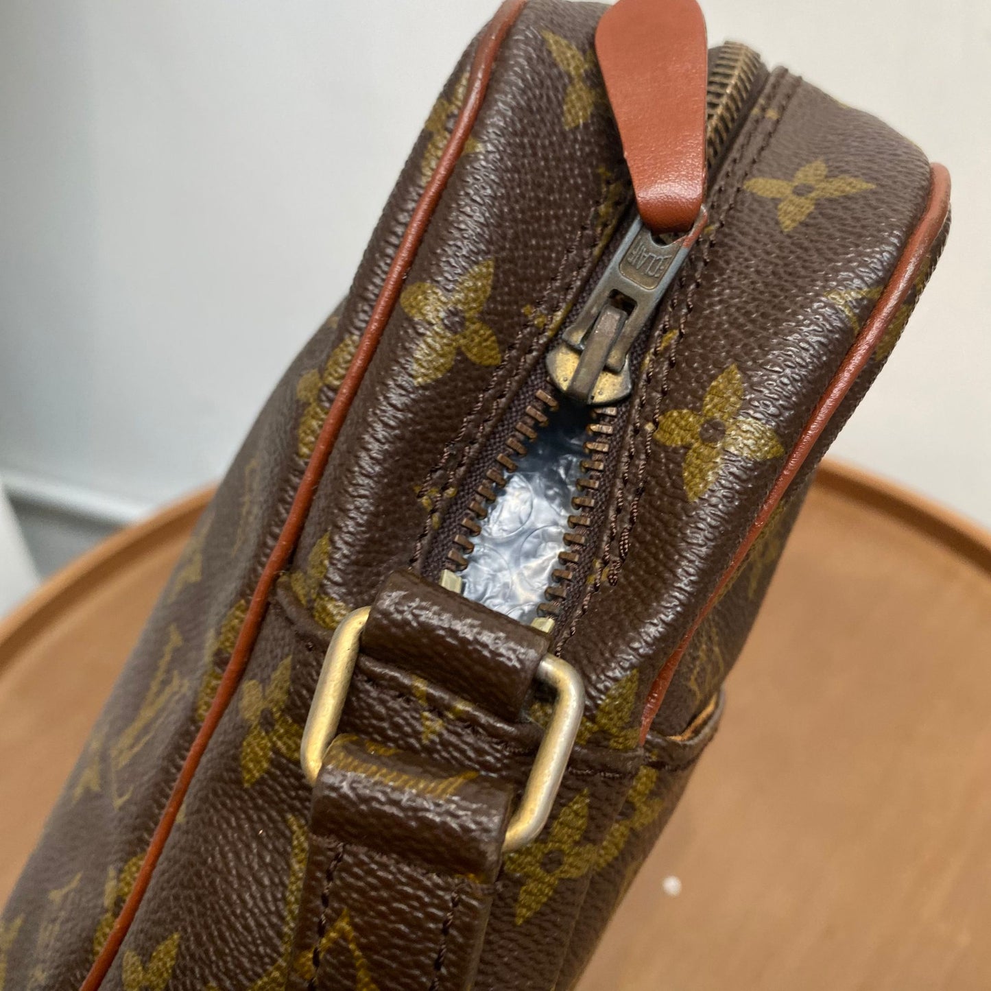 LV 斜孭袋