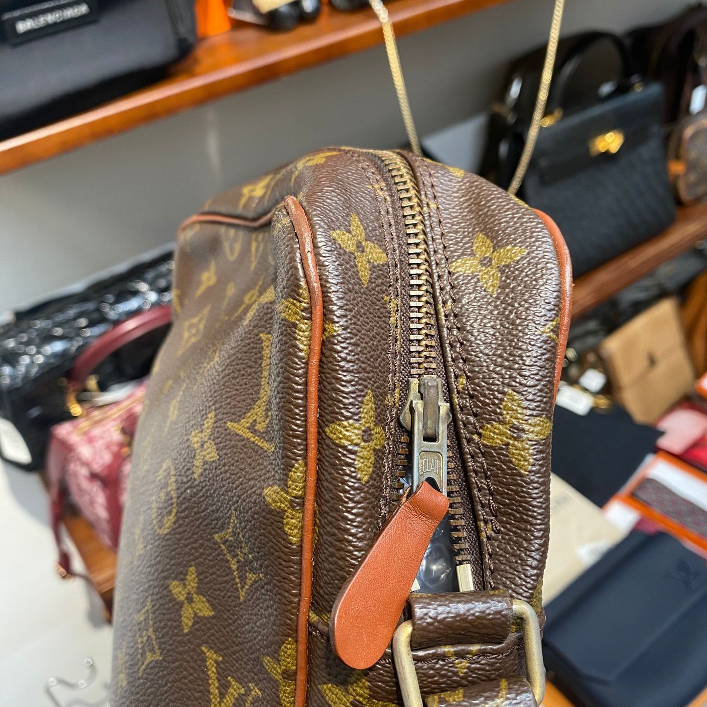 LV 斜孭袋