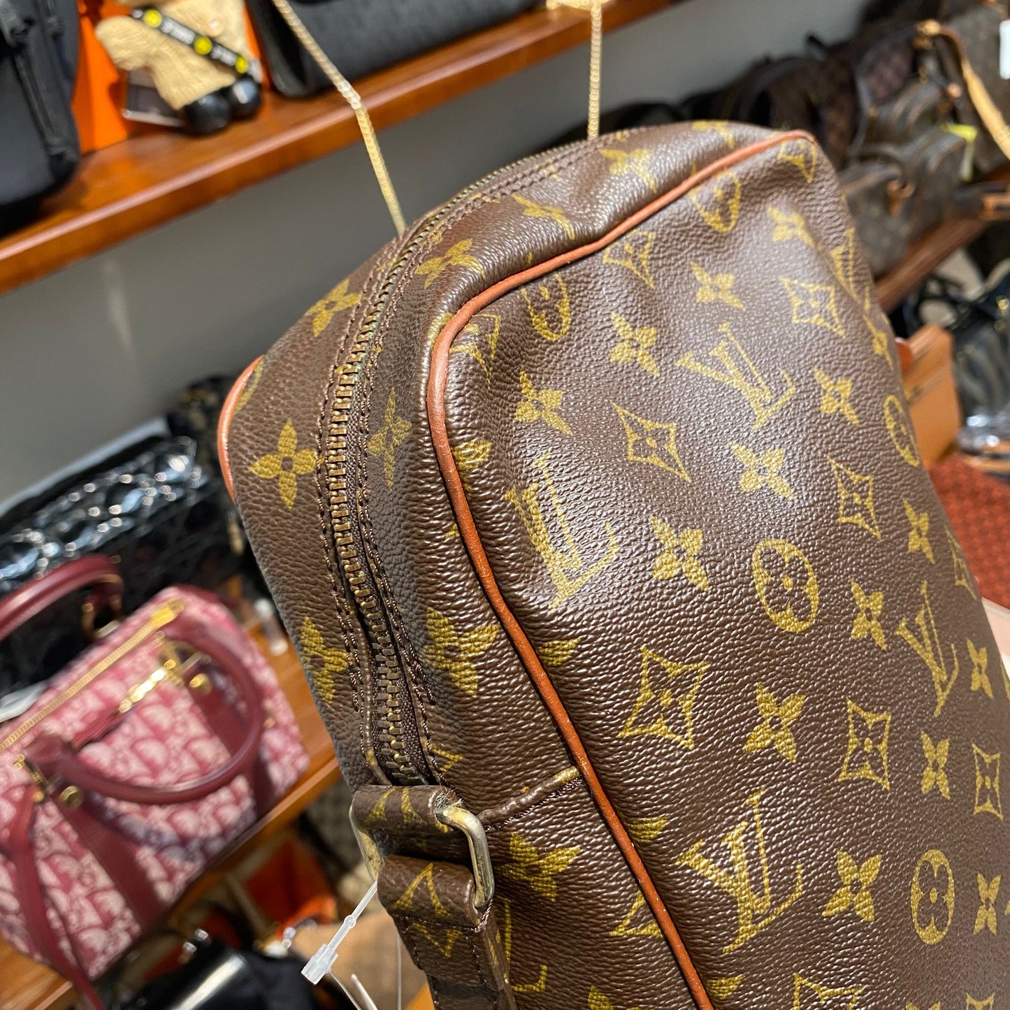 LV 斜孭袋