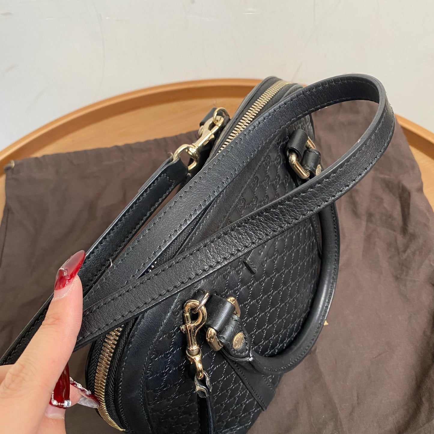 Gucci貝殼包 有塵袋