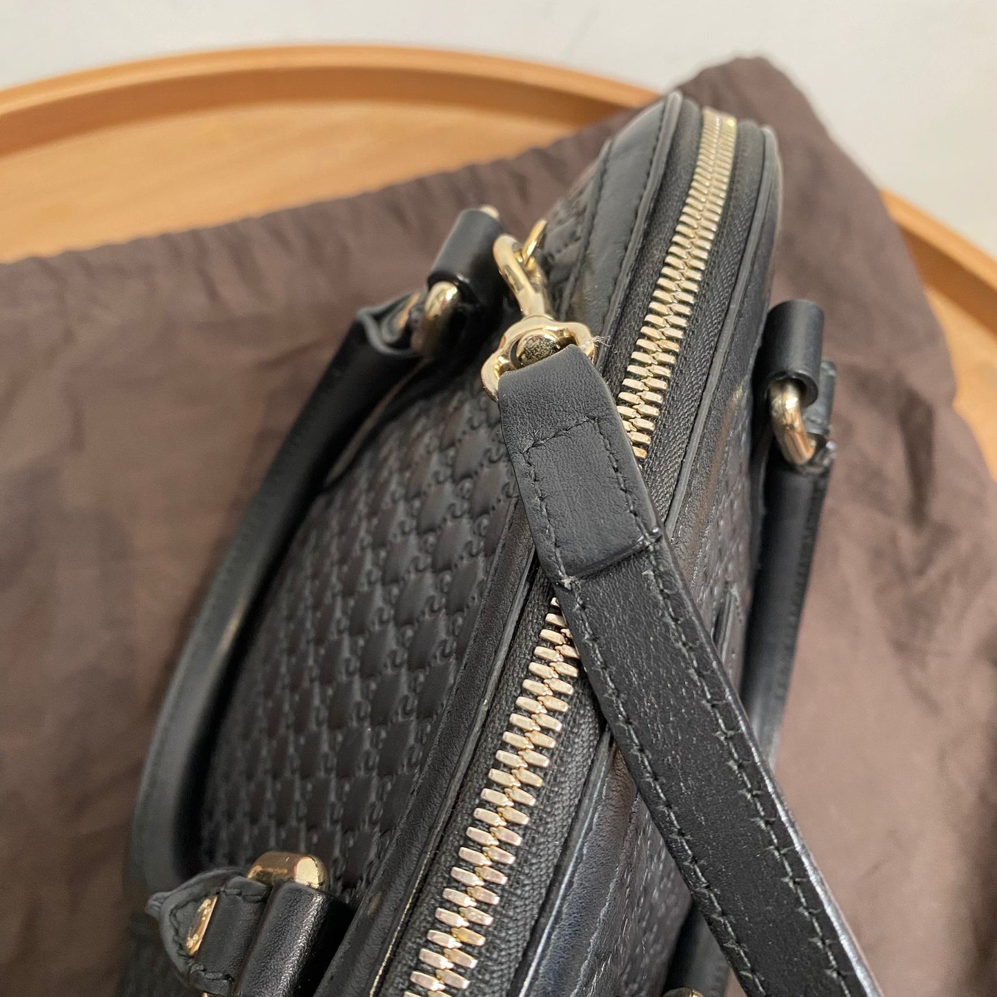 Gucci貝殼包 有塵袋