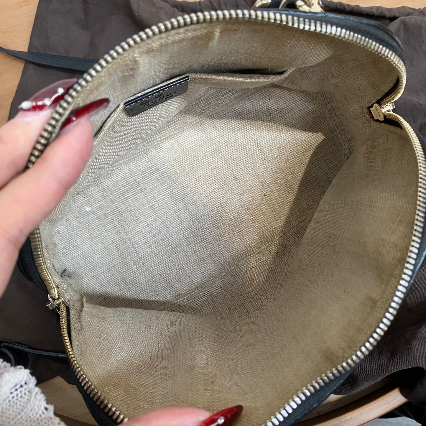 Gucci貝殼包 有塵袋