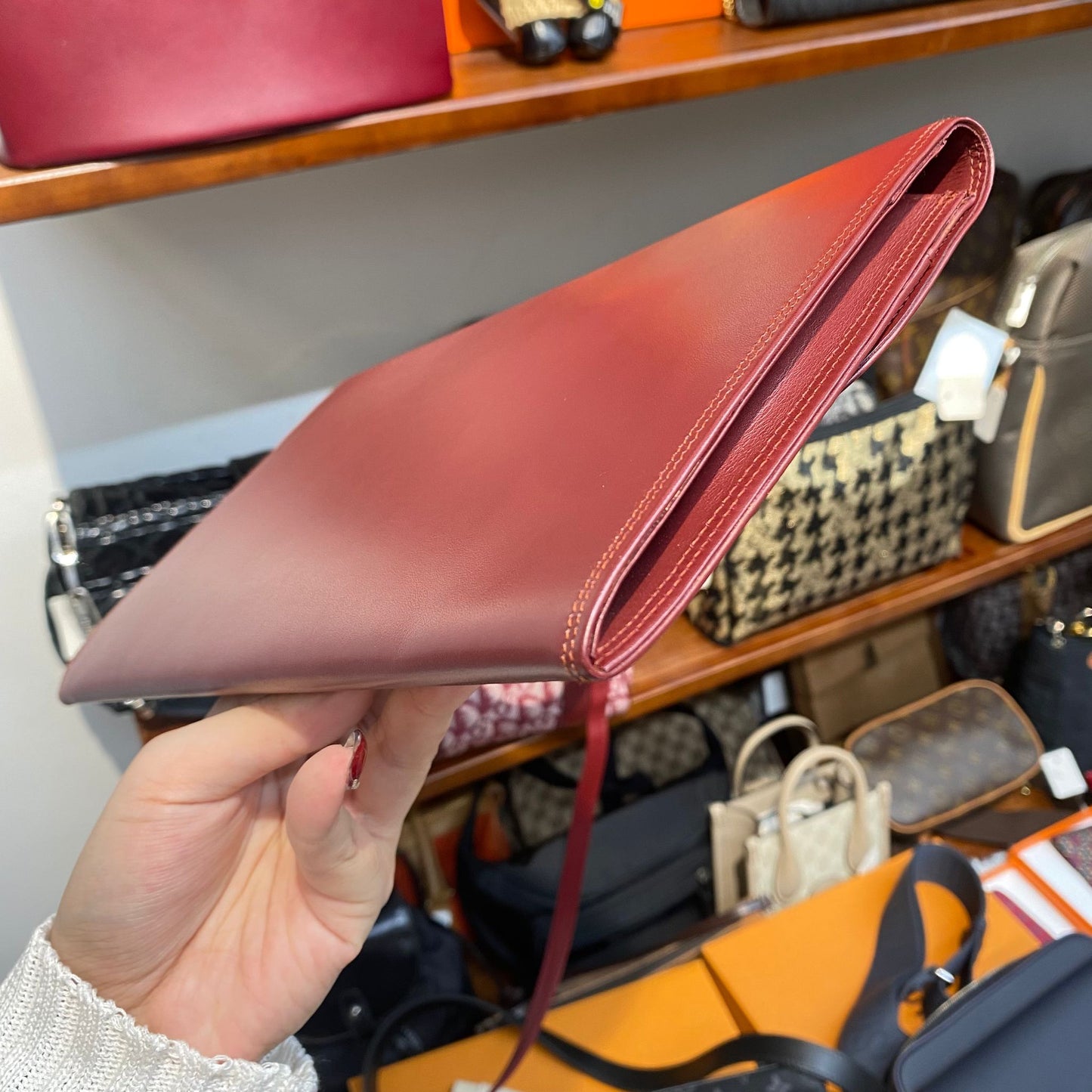 Cartier Clutch 有塵袋
