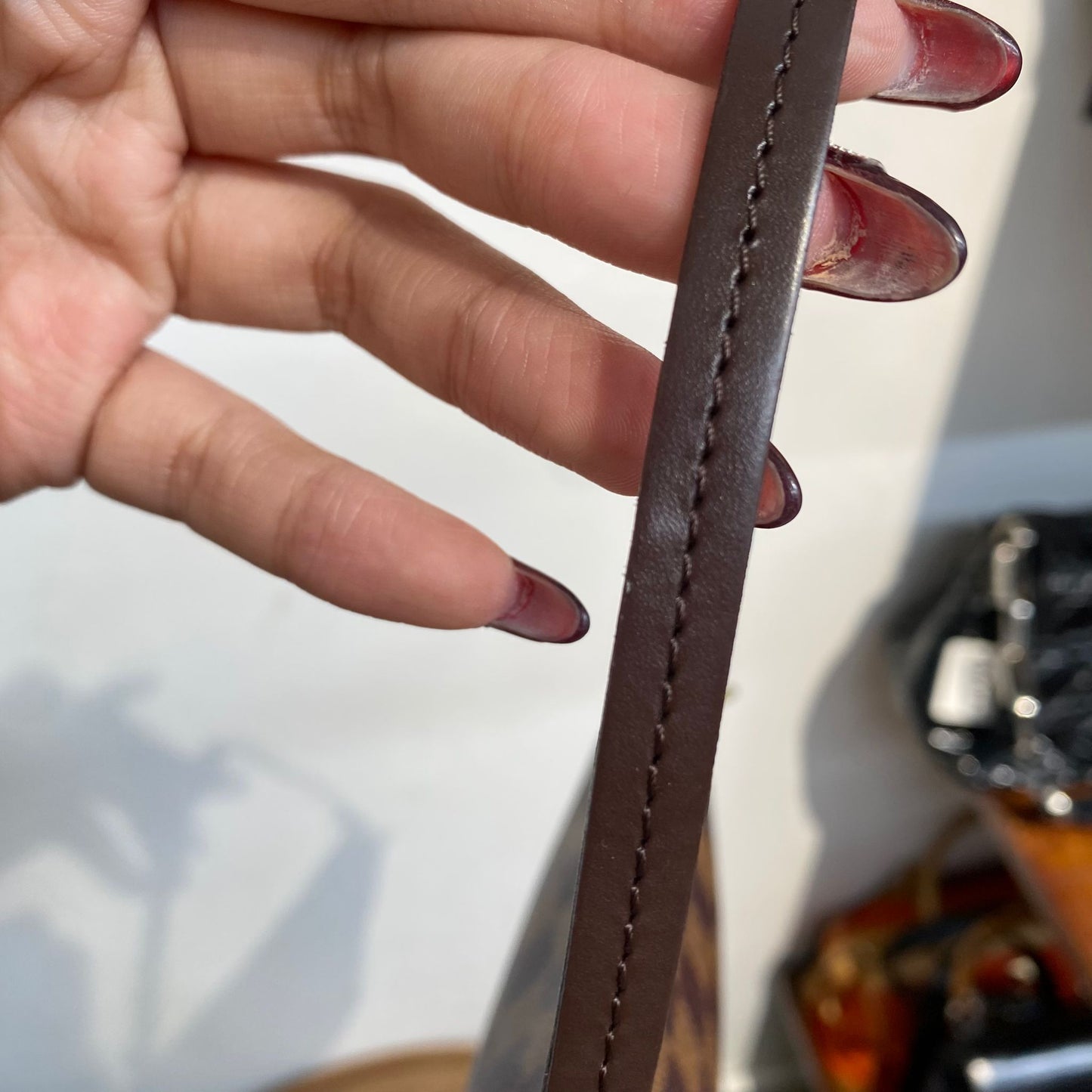 LV 棋盤腋下包