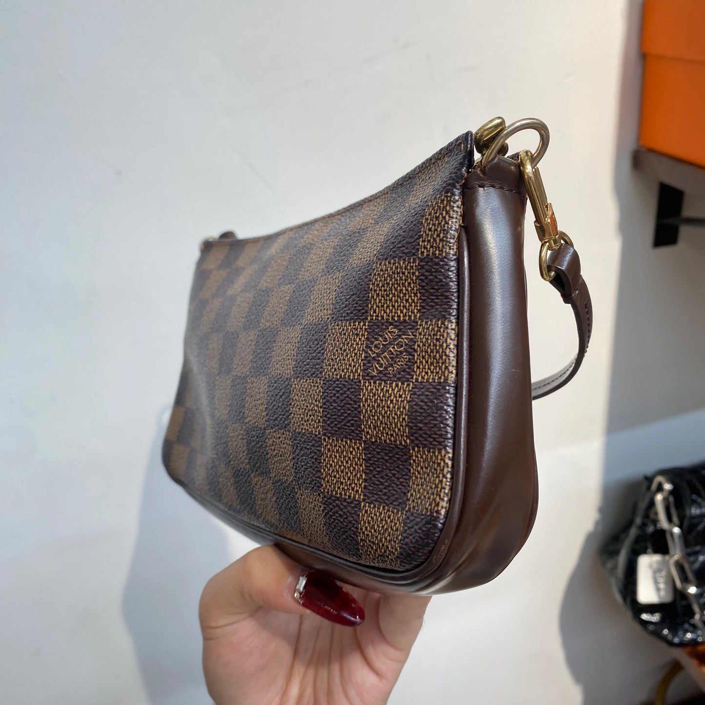 LV 棋盤腋下包