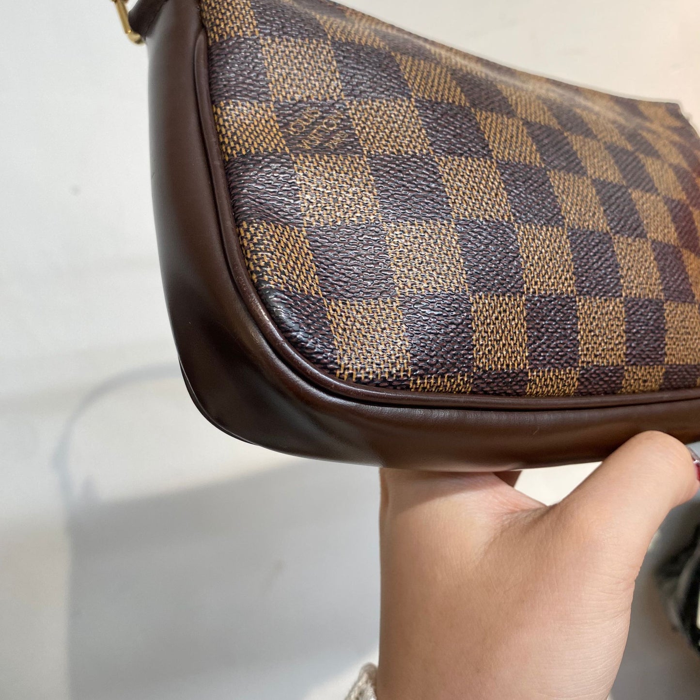 LV 棋盤腋下包