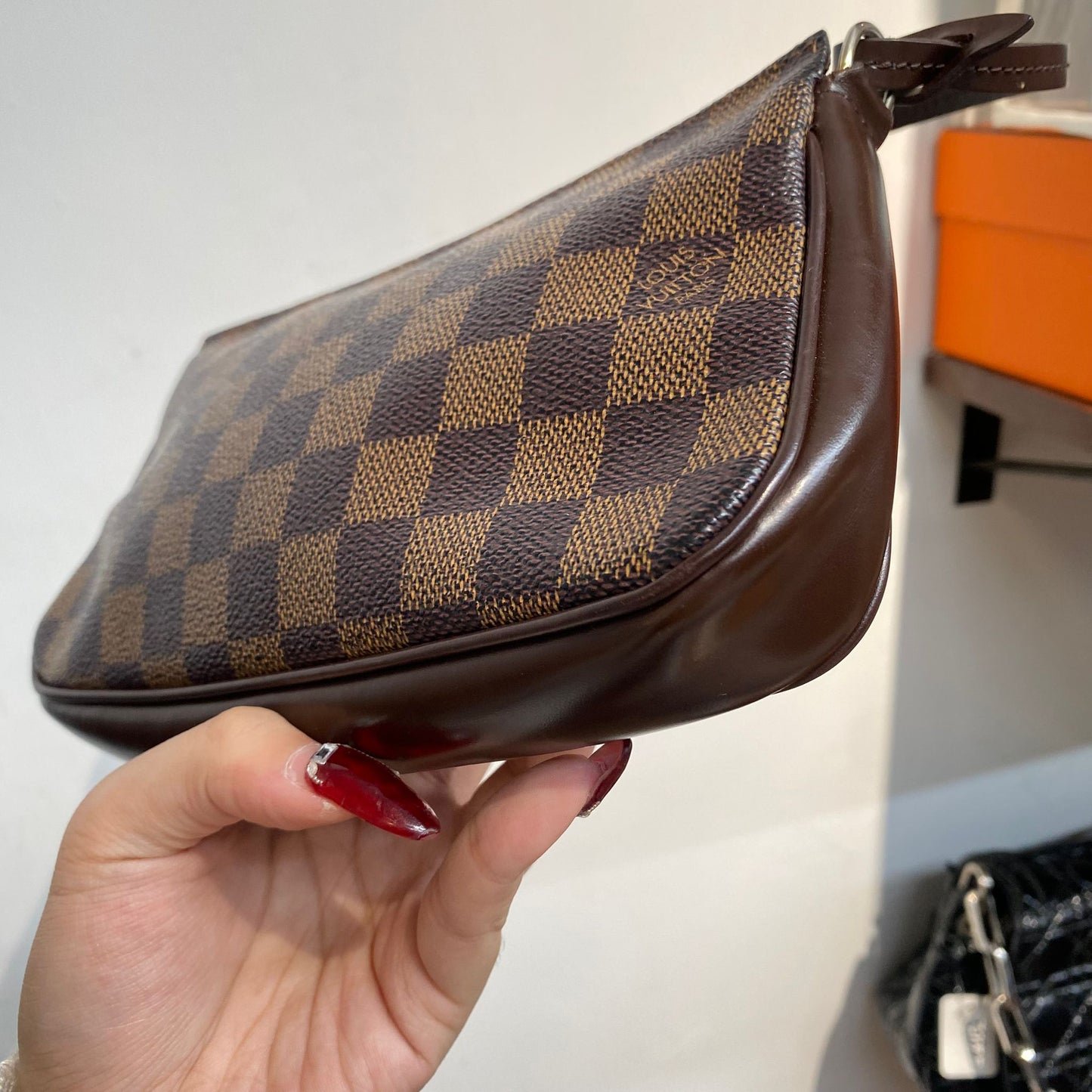 LV 棋盤腋下包