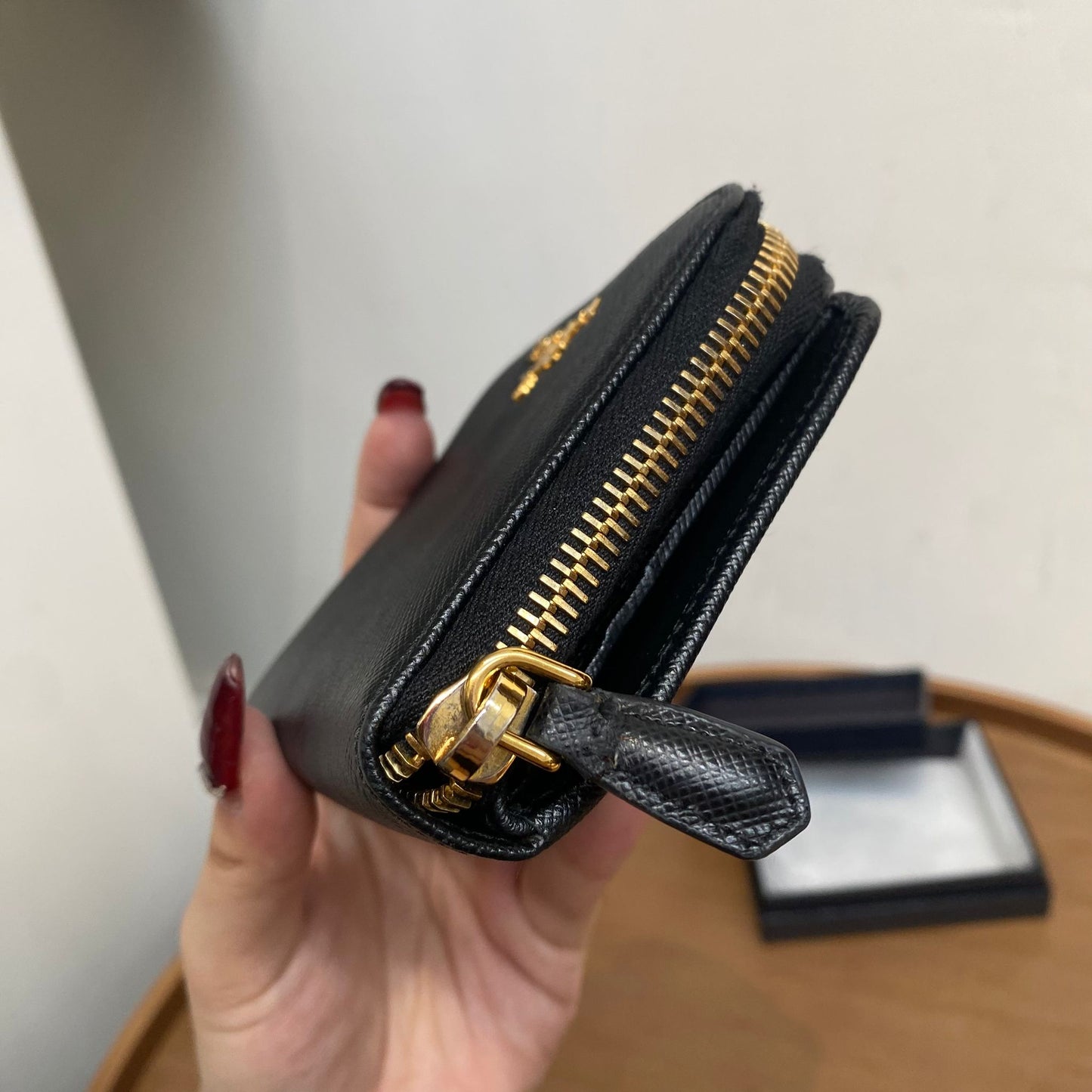 PRADA短銀包 有盒