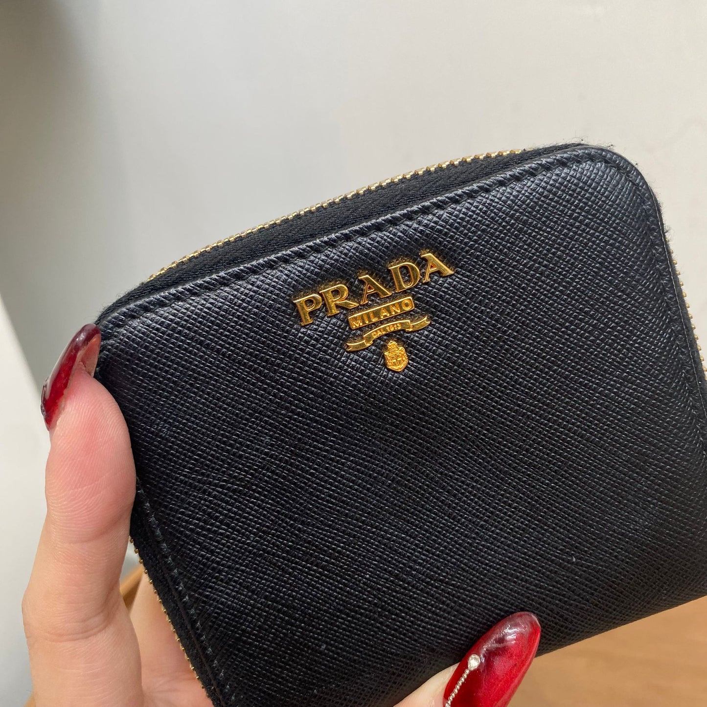 PRADA短銀包 有盒