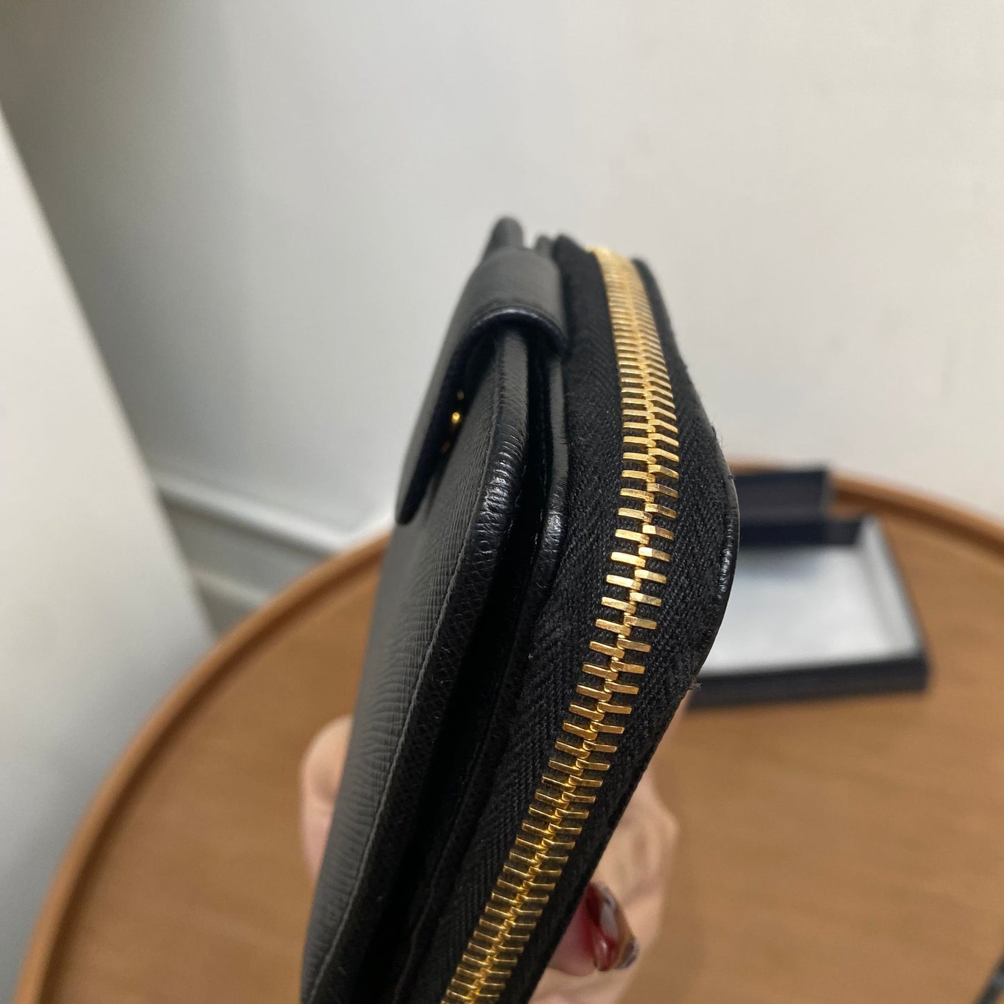 PRADA短銀包 有盒